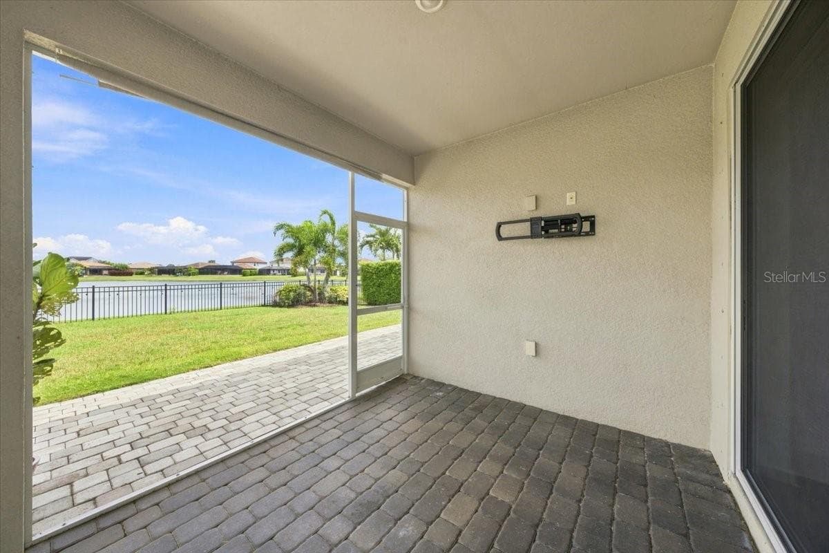 Single Family Residence at 13240 SAW PALM CRK, BRADENTON, photo 5 of 45