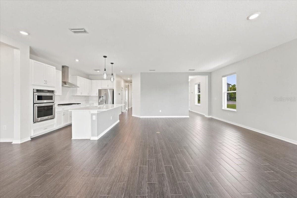 Single Family Residence at 13240 SAW PALM CRK, BRADENTON, photo 12 of 45