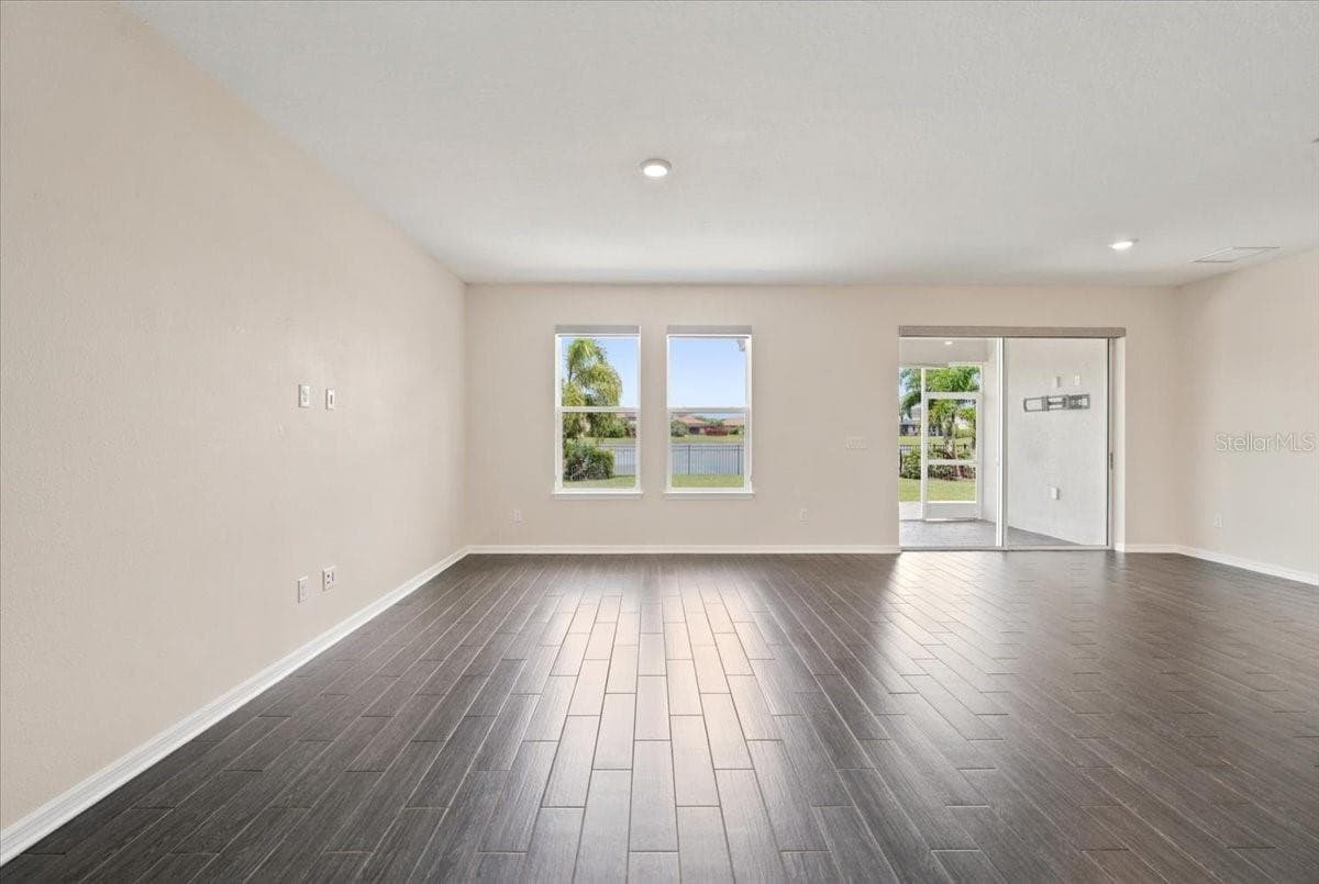 Single Family Residence at 13240 SAW PALM CRK, BRADENTON, photo 15 of 45