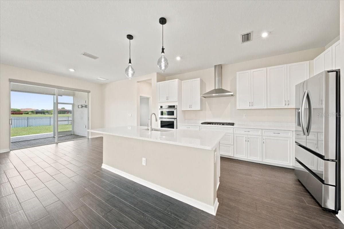 Single Family Residence at 13240 SAW PALM CRK, BRADENTON, photo 19 of 45