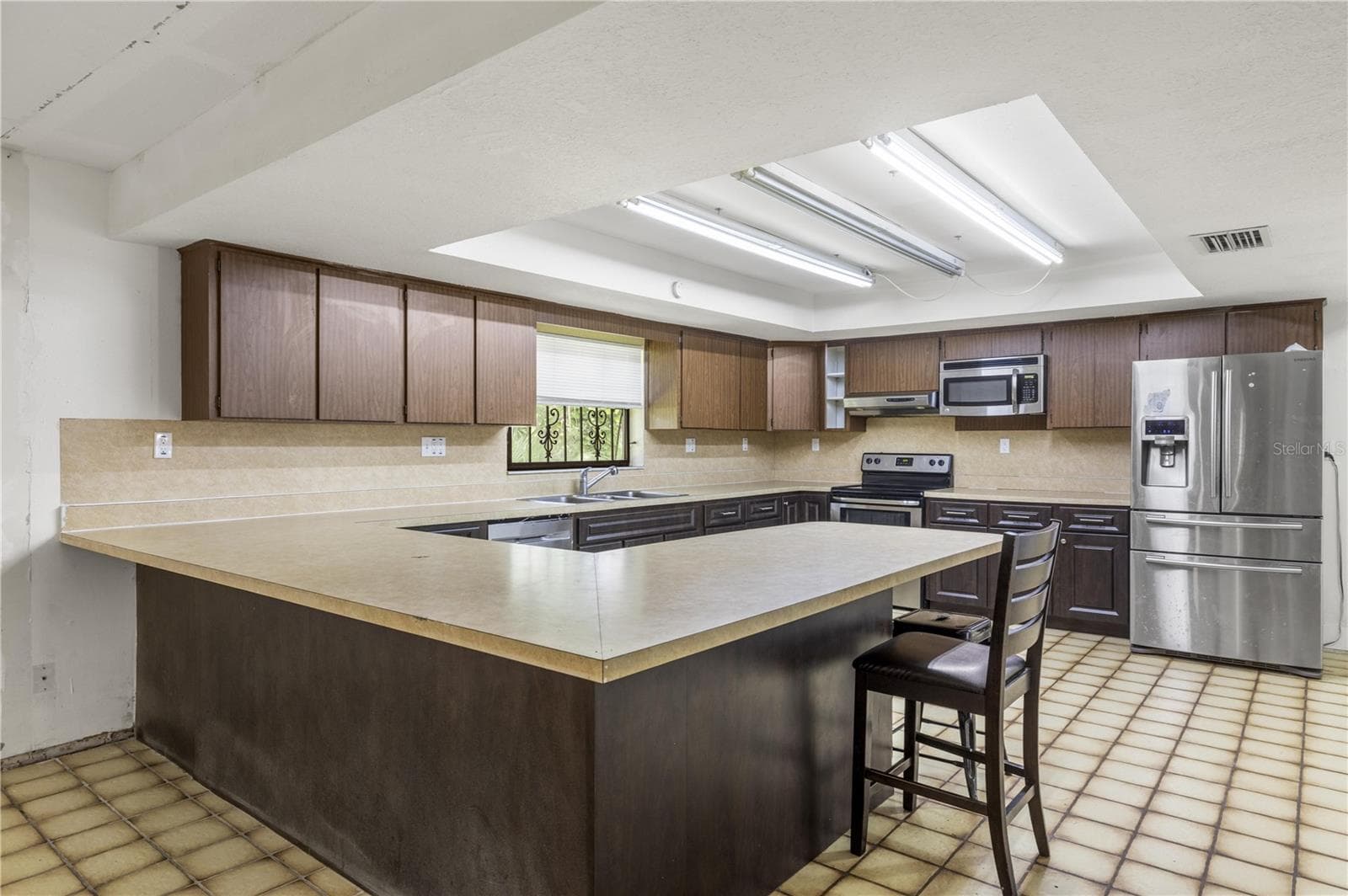 Single Family Residence at 4803 EHRLICH RD #B, TAMPA, photo 19 of 59
