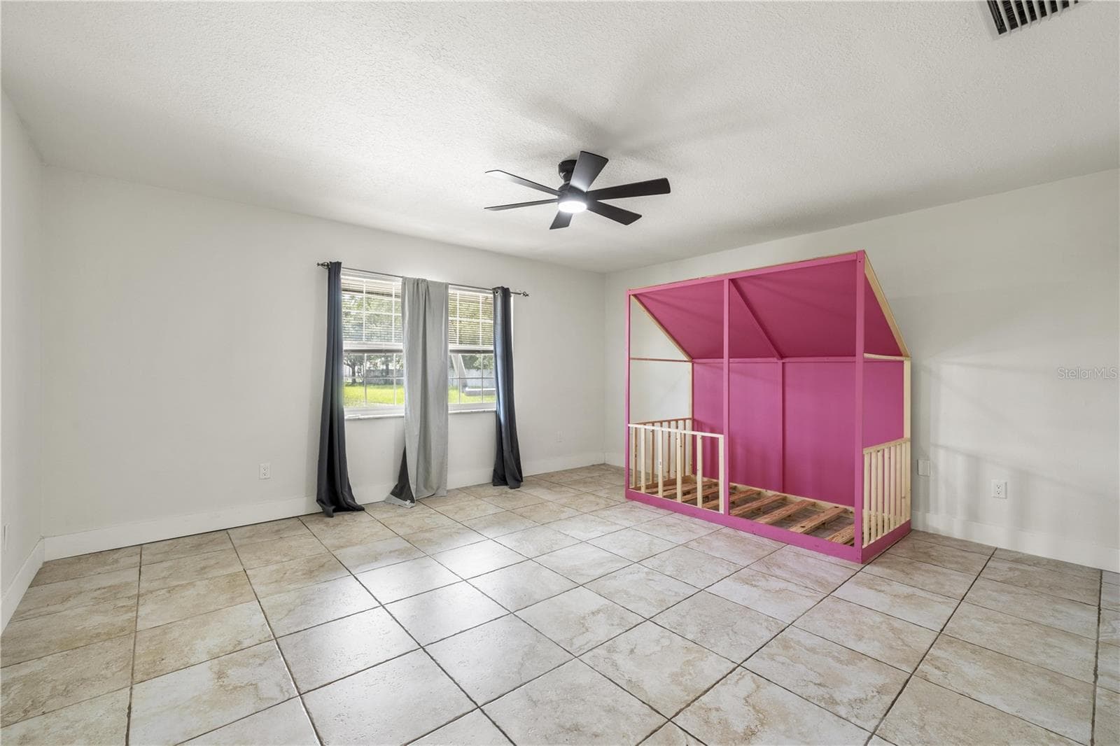 Single Family Residence at 4803 EHRLICH RD #B, TAMPA, photo 35 of 59