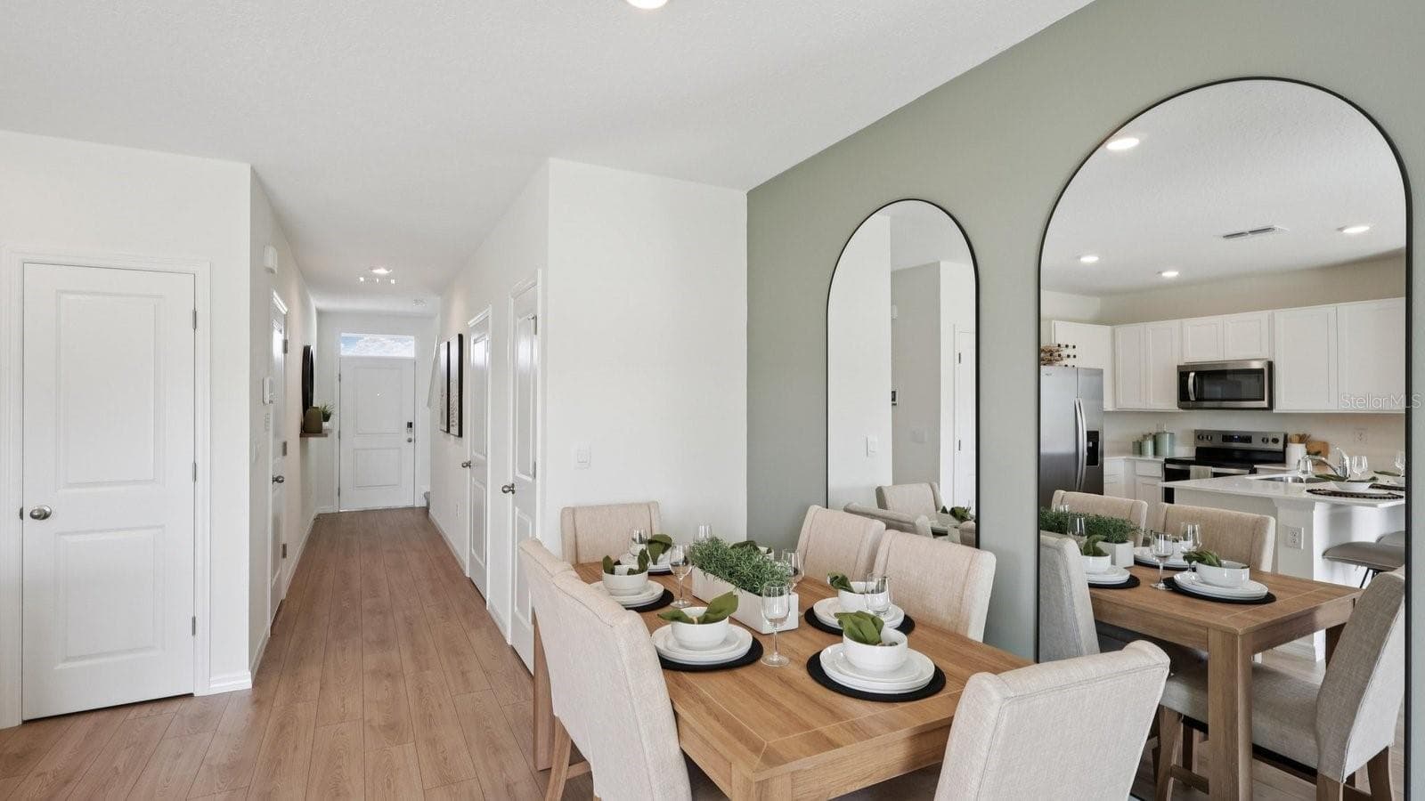 Townhouse at 6607 S RICHARD AVE, TAMPA, photo 10 of 19