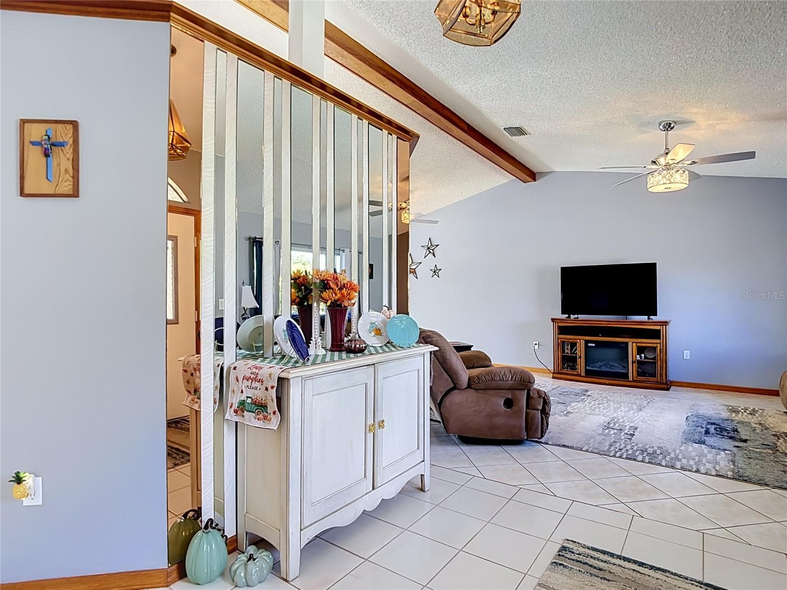 Single Family Residence at 8108 SHORECREST CT, SPRING HILL, photo 6 of 73