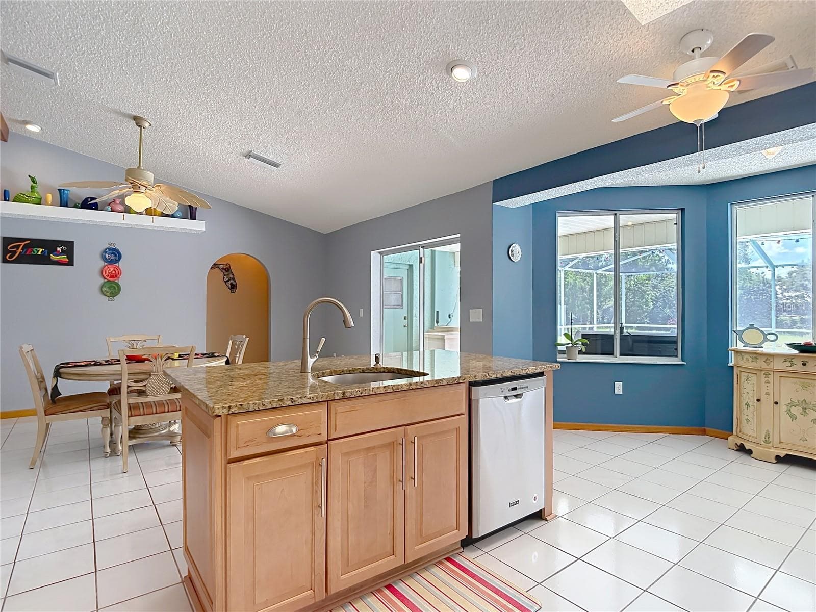 Single Family Residence at 8108 SHORECREST CT, SPRING HILL, photo 18 of 73