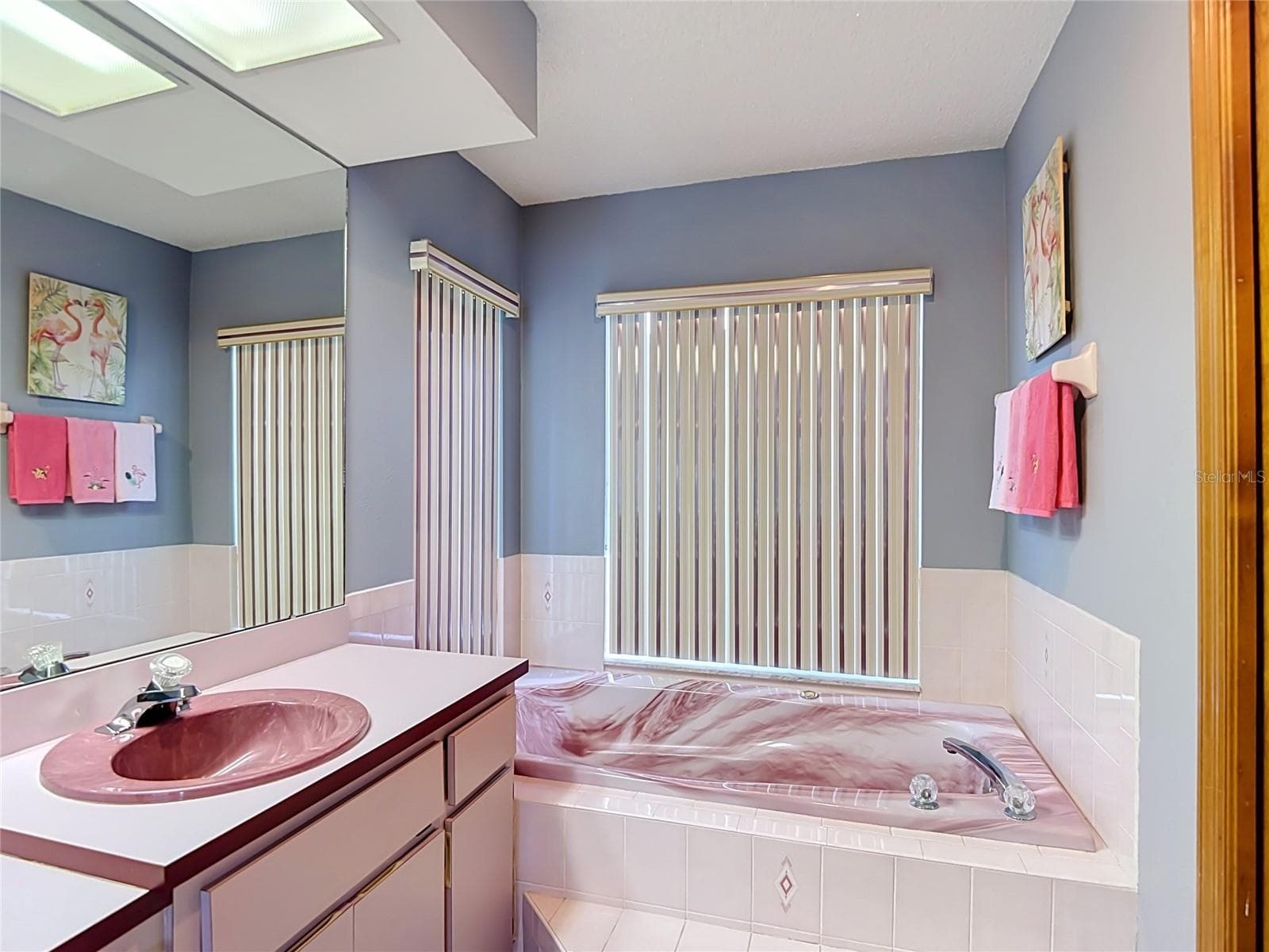 Single Family Residence at 8108 SHORECREST CT, SPRING HILL, photo 36 of 73