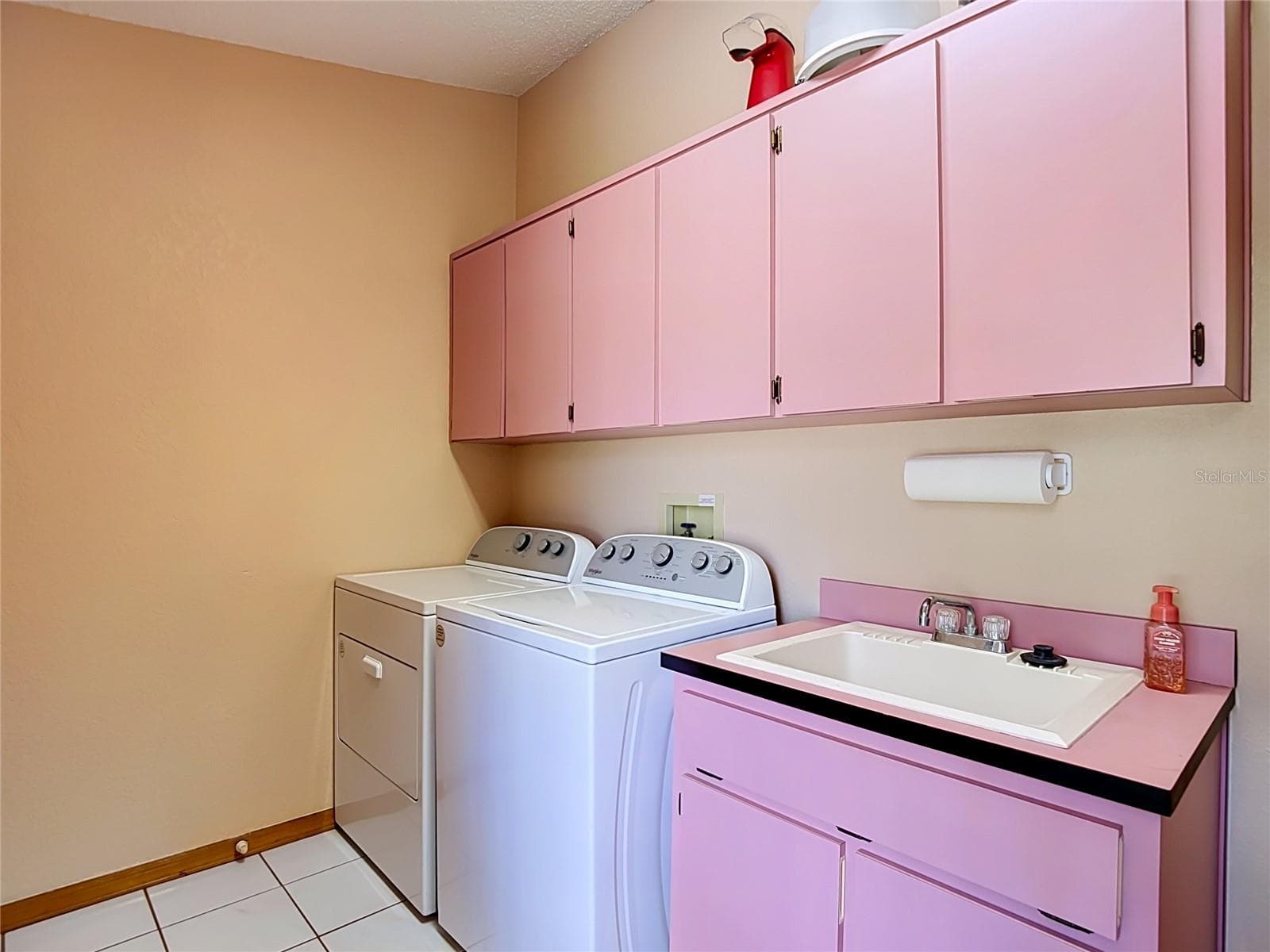 Single Family Residence at 8108 SHORECREST CT, SPRING HILL, photo 51 of 73