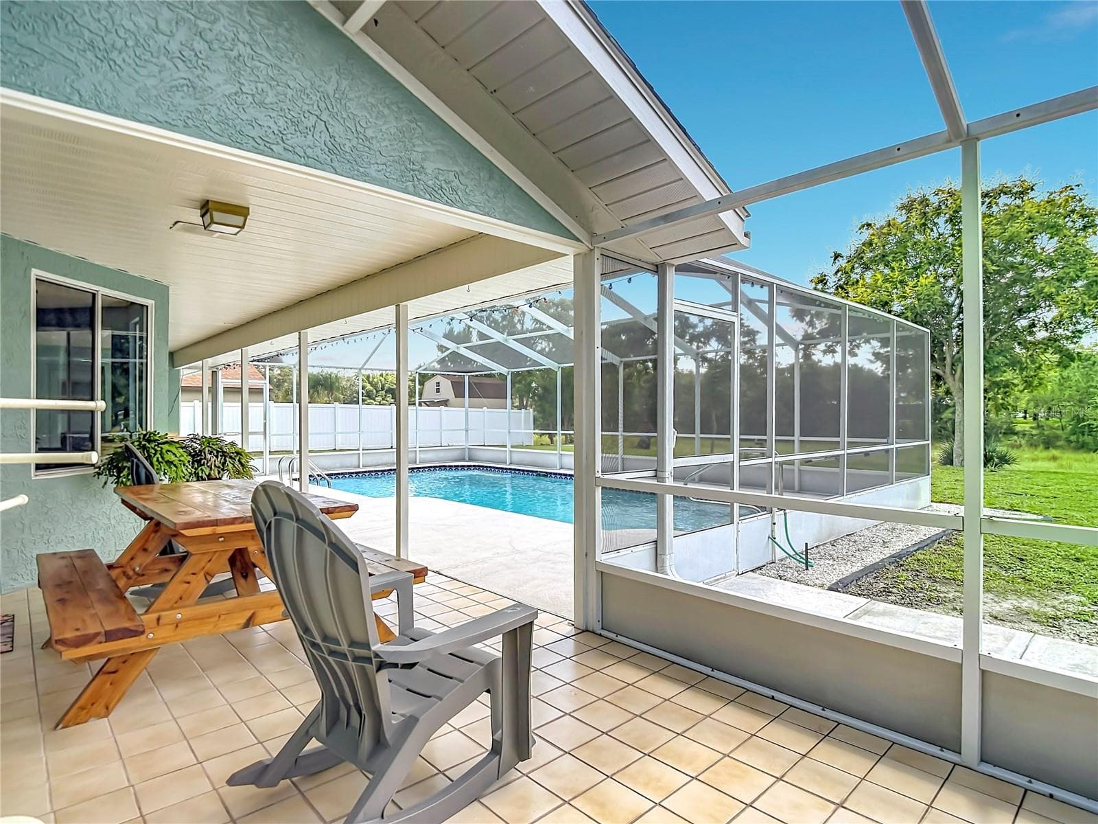 Single Family Residence at 8108 SHORECREST CT, SPRING HILL, photo 58 of 73