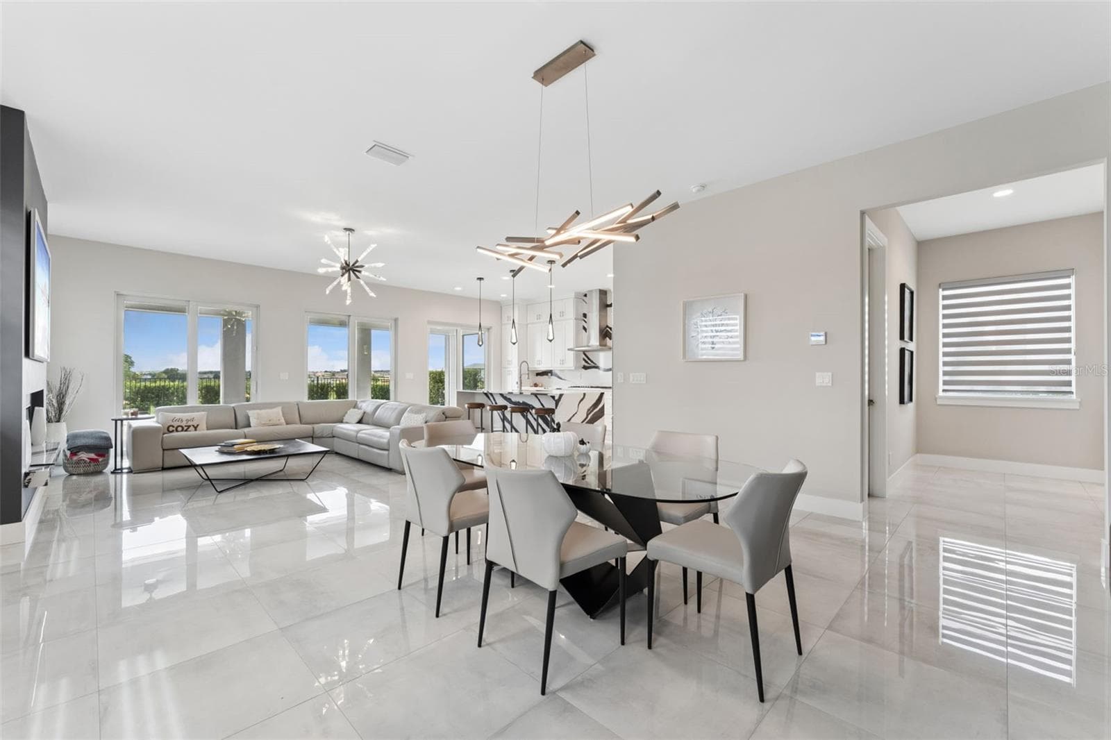 Single Family Residence at 16020 TRIVOLI CIR, MONTVERDE, photo 11 of 61