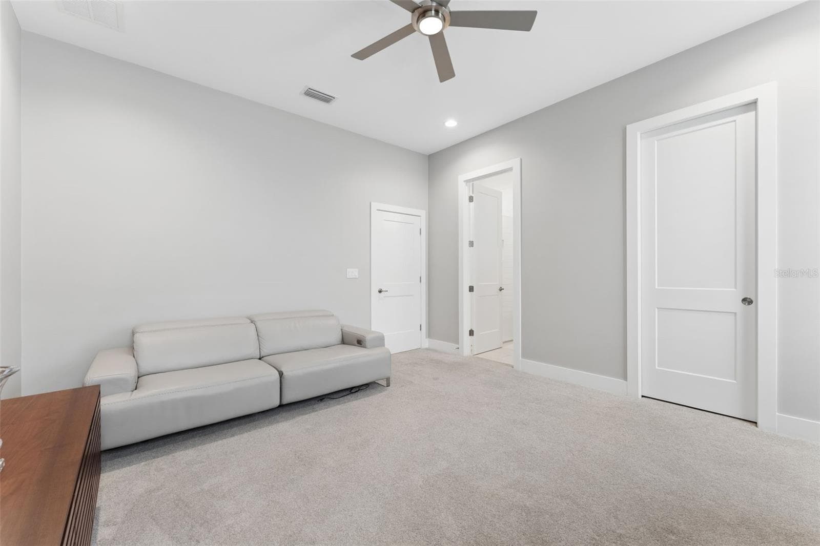Single Family Residence at 16020 TRIVOLI CIR, MONTVERDE, photo 27 of 61