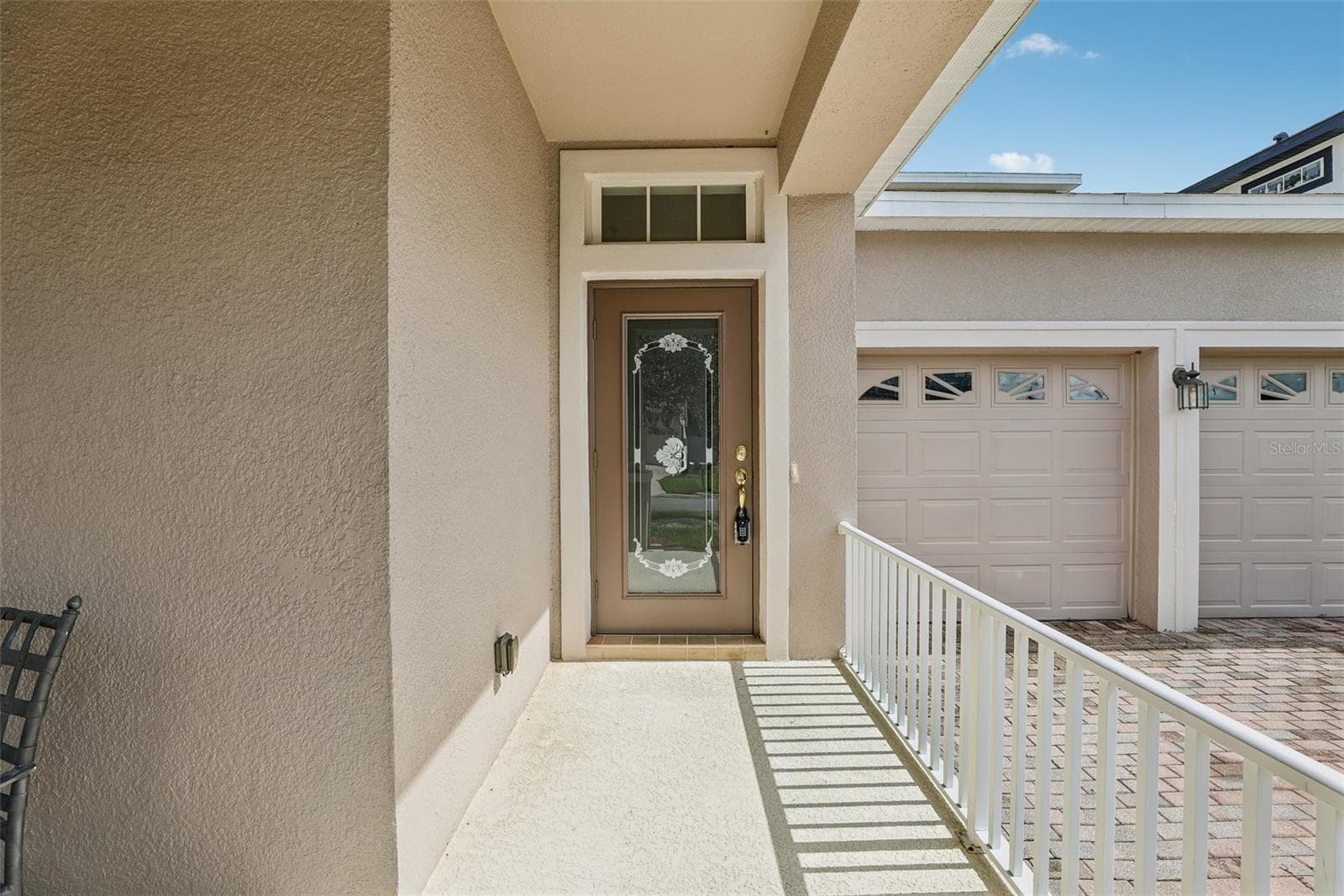 Covered front porch enrtry. - 10411 KRISTEN PARK DR, ORLANDO
