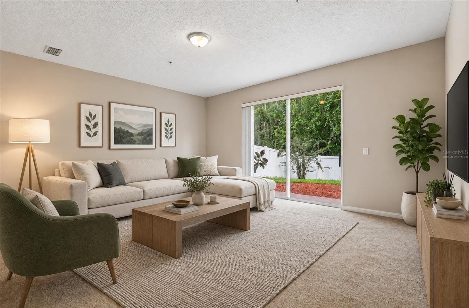 Family room off the kitchen. Virtually Staged. - 10411 KRISTEN PARK DR, ORLANDO