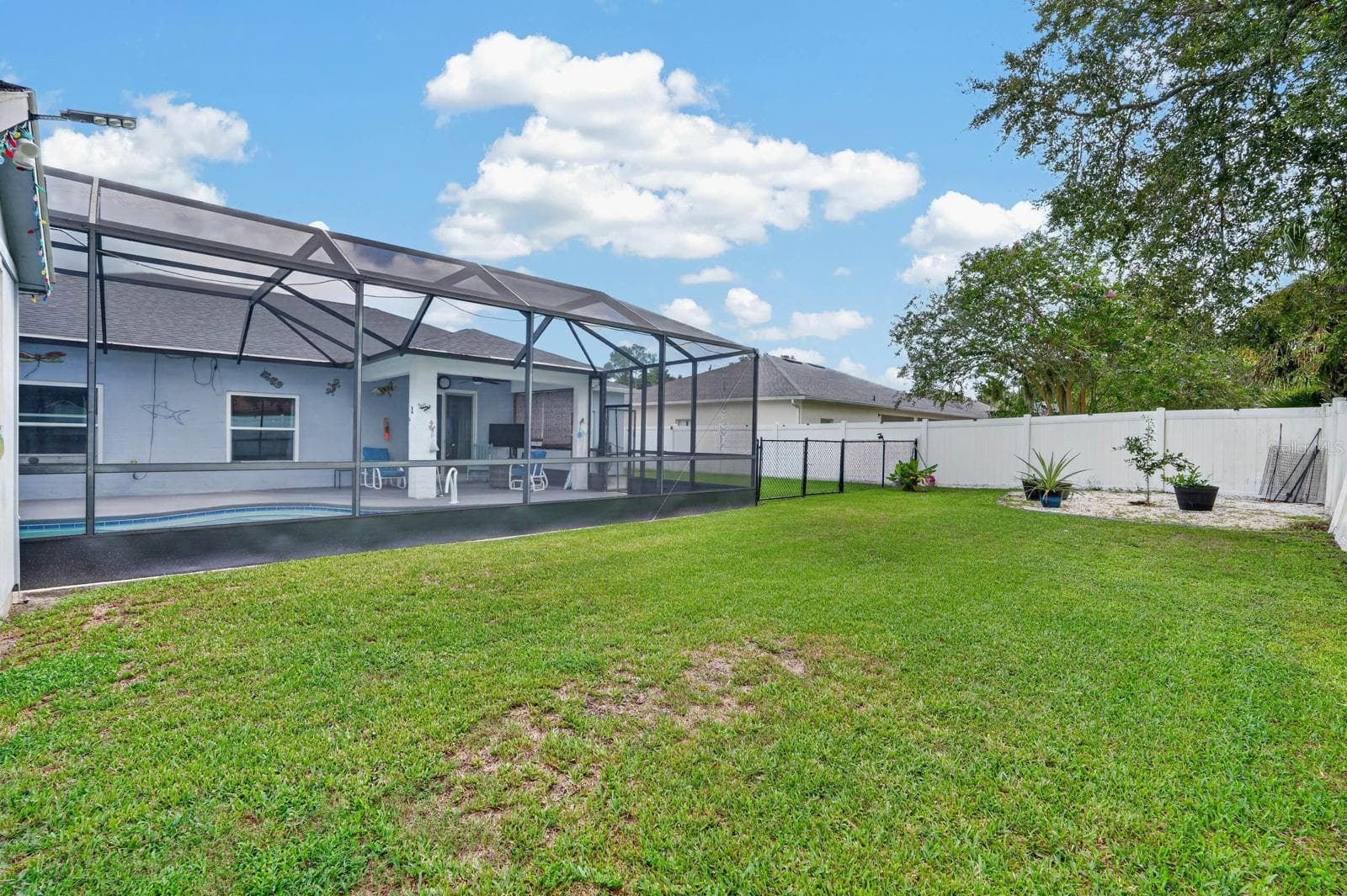 Single Family Residence at 20 ROYAL PALM LN, PALM COAST, photo 37 of 47