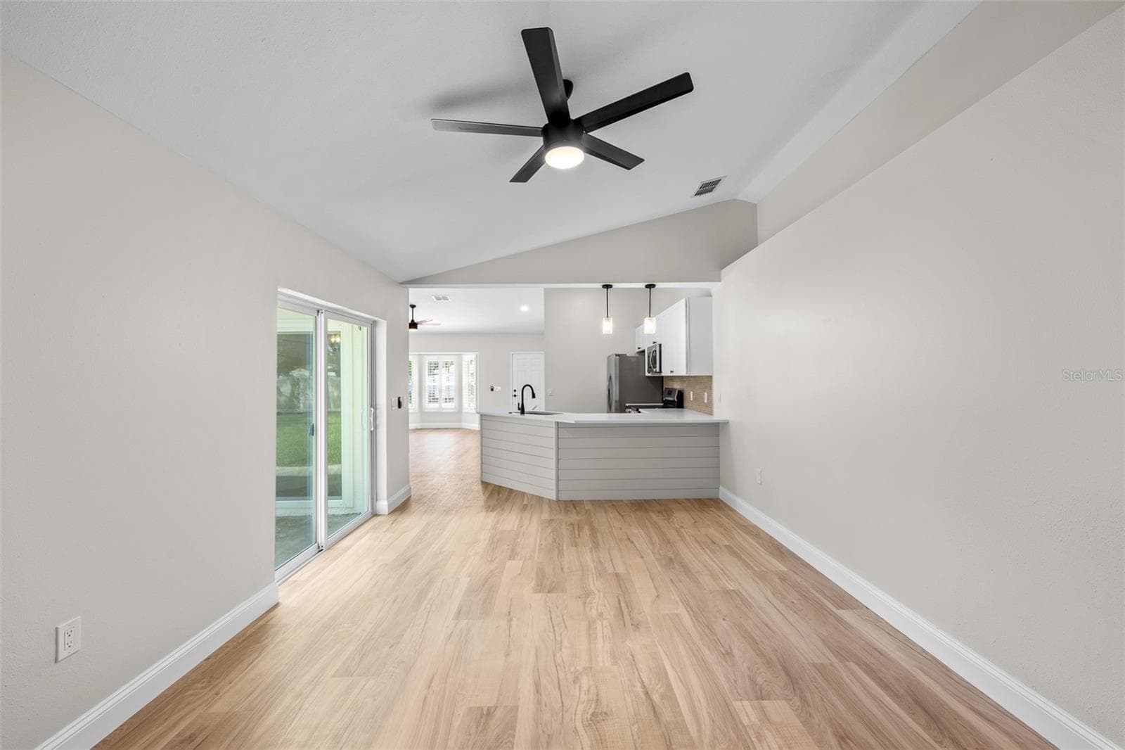 Family Room - 7455 GATES CIR, SPRING HILL
