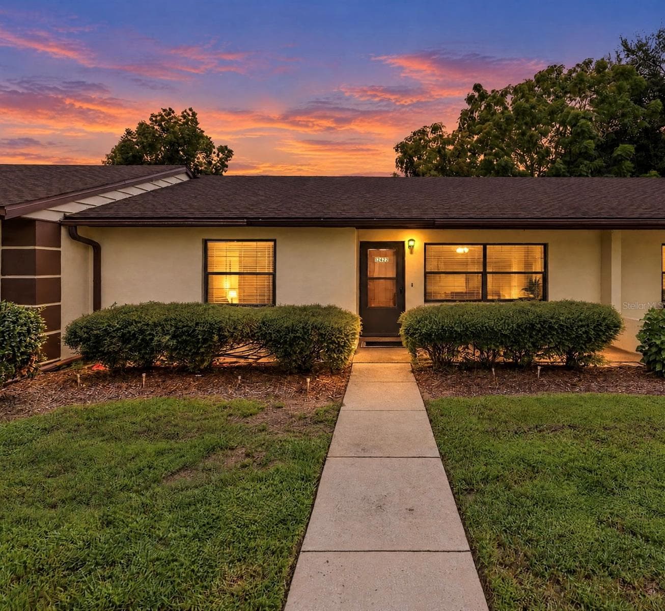 12422 CLUBHOUSE CT