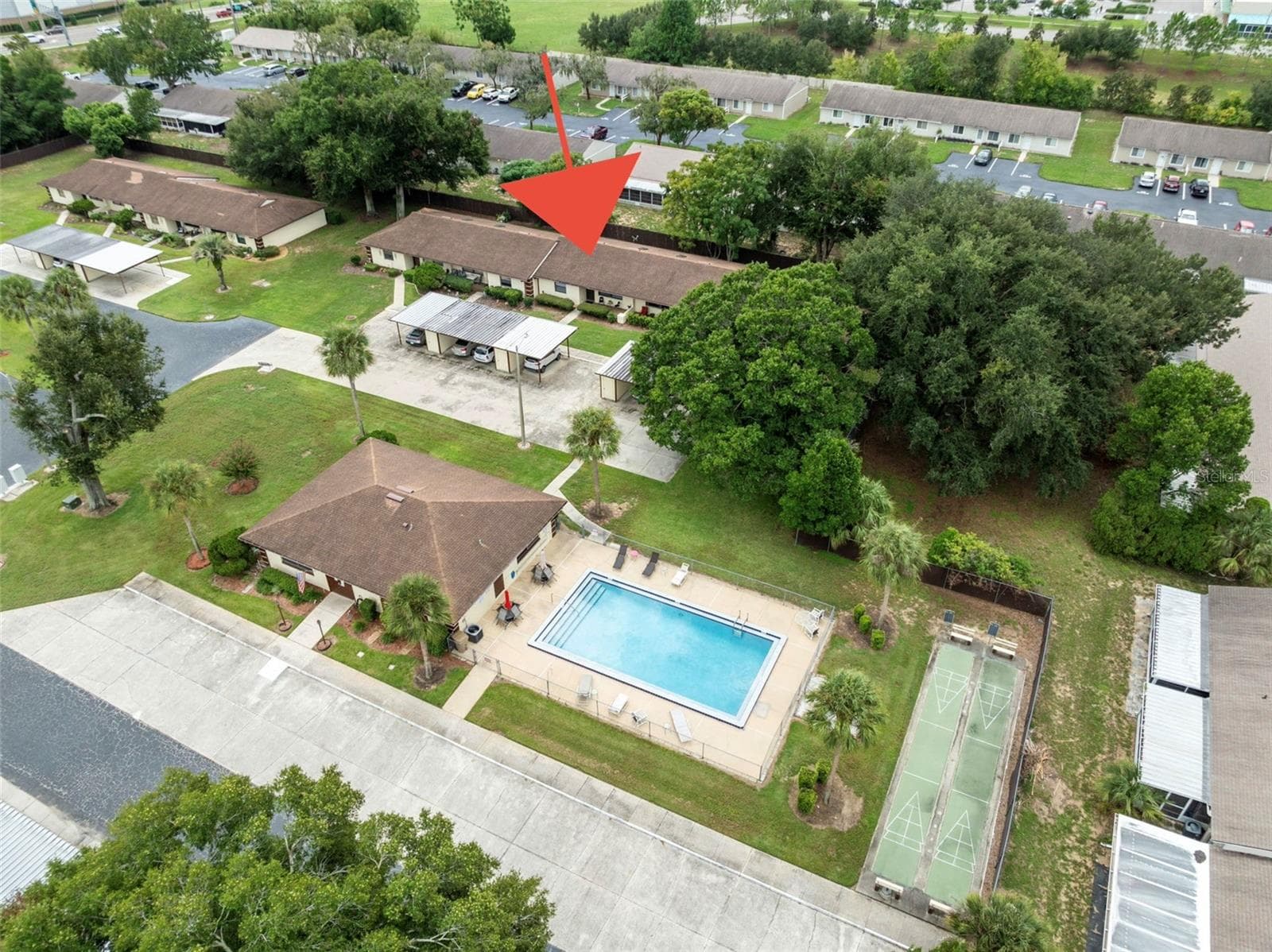 Villa at 12422 CLUBHOUSE CT, TAVARES, photo 13 of 34