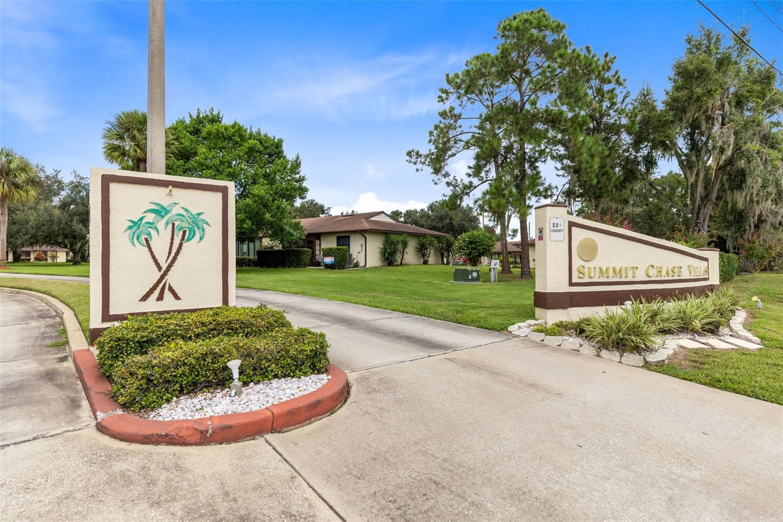 Villa at 12422 CLUBHOUSE CT, TAVARES, photo 32 of 34