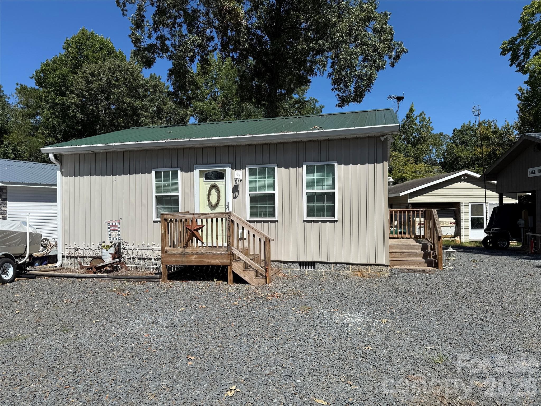 222 Lake Tillery Trail
