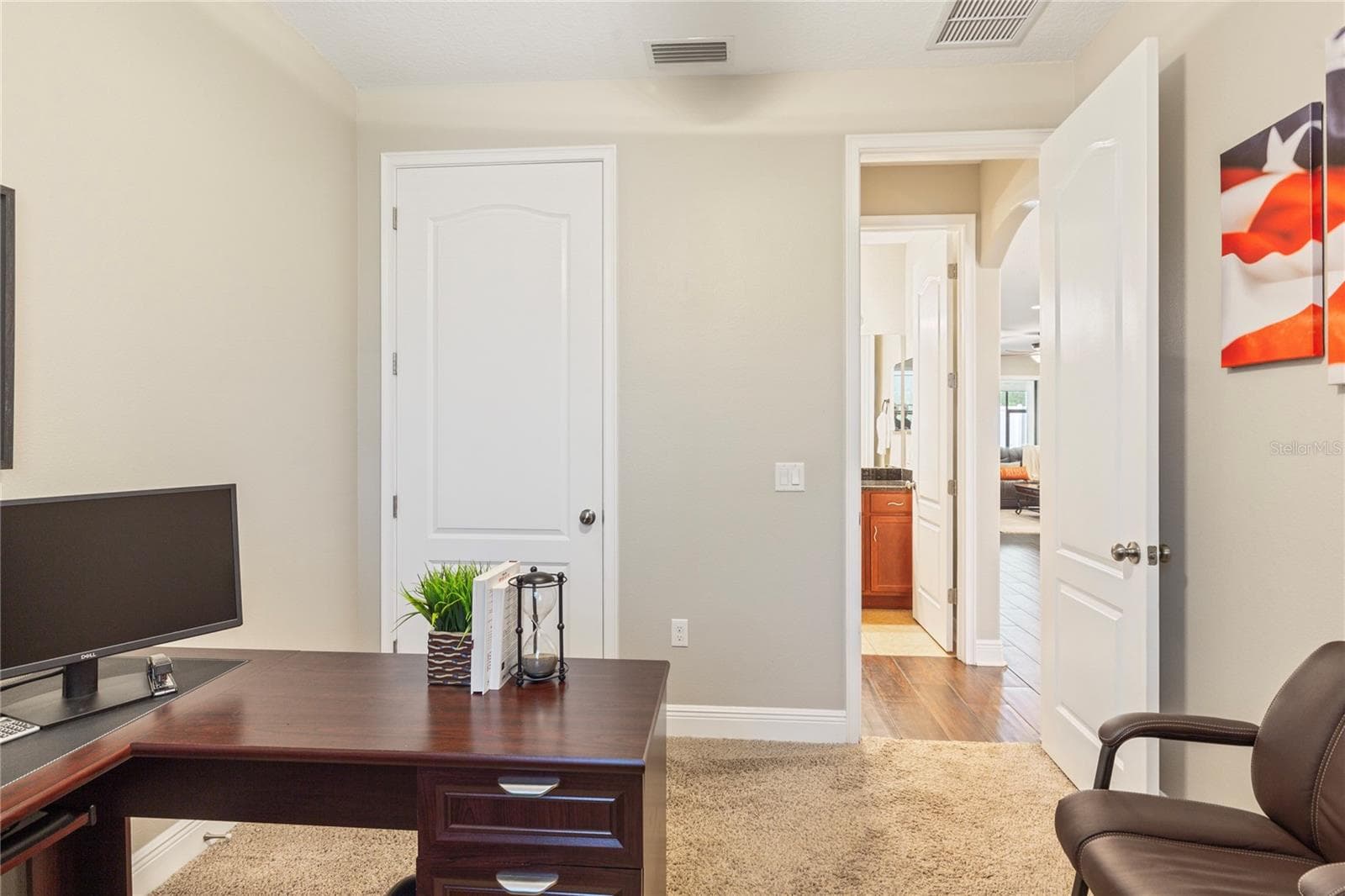 Single Family Residence at 11020 BRAHMAN RANCH CIR, RIVERVIEW, photo 8 of 43