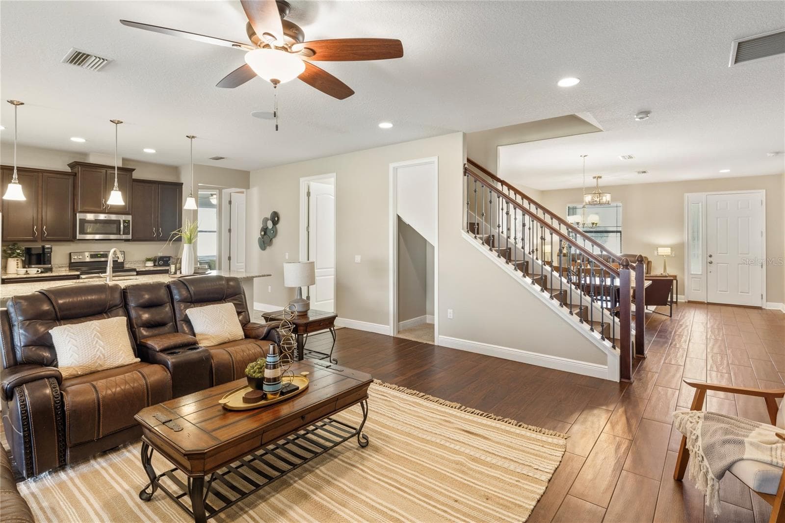 Single Family Residence at 11020 BRAHMAN RANCH CIR, RIVERVIEW, photo 10 of 43