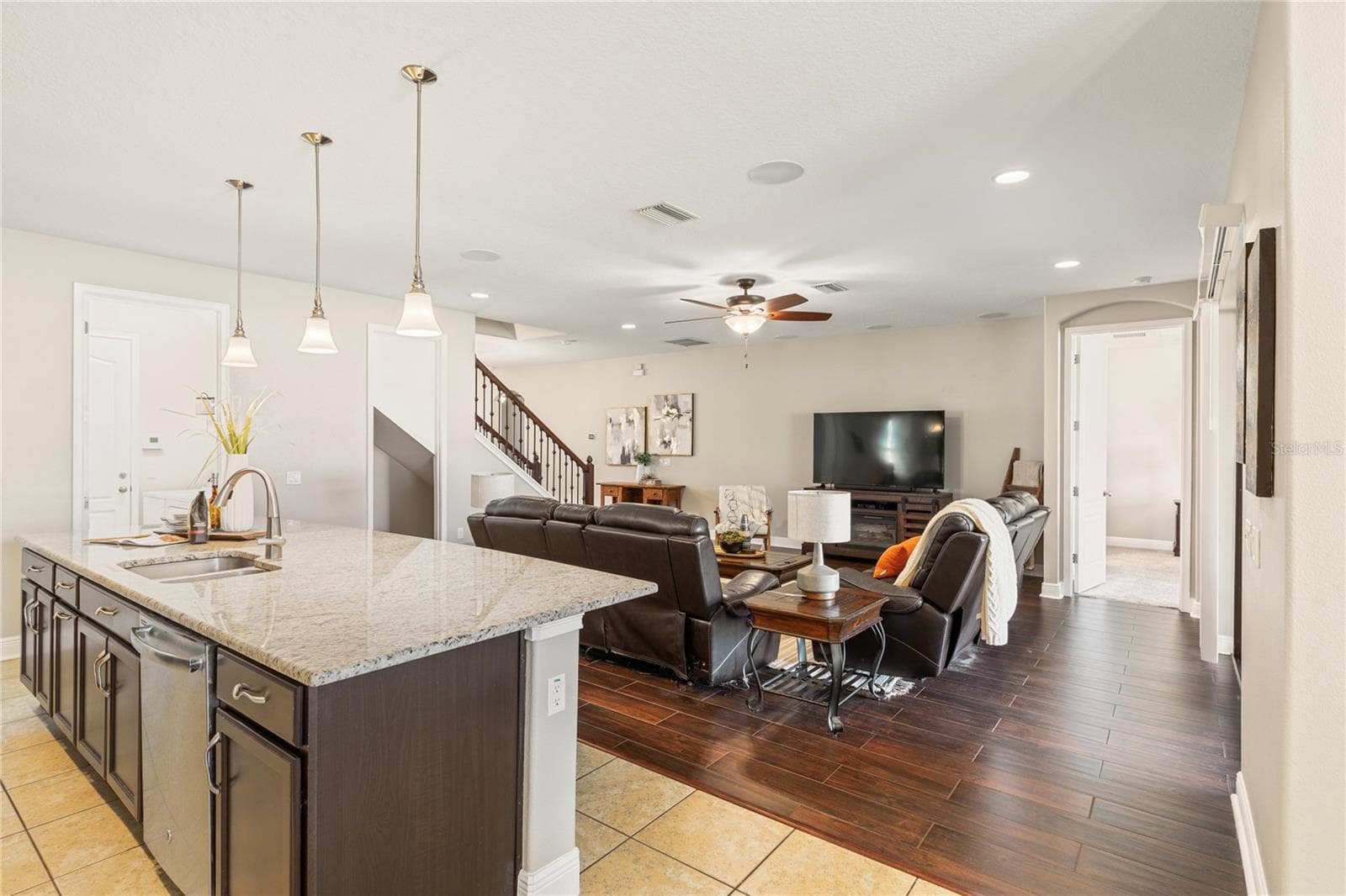 Single Family Residence at 11020 BRAHMAN RANCH CIR, RIVERVIEW, photo 16 of 43