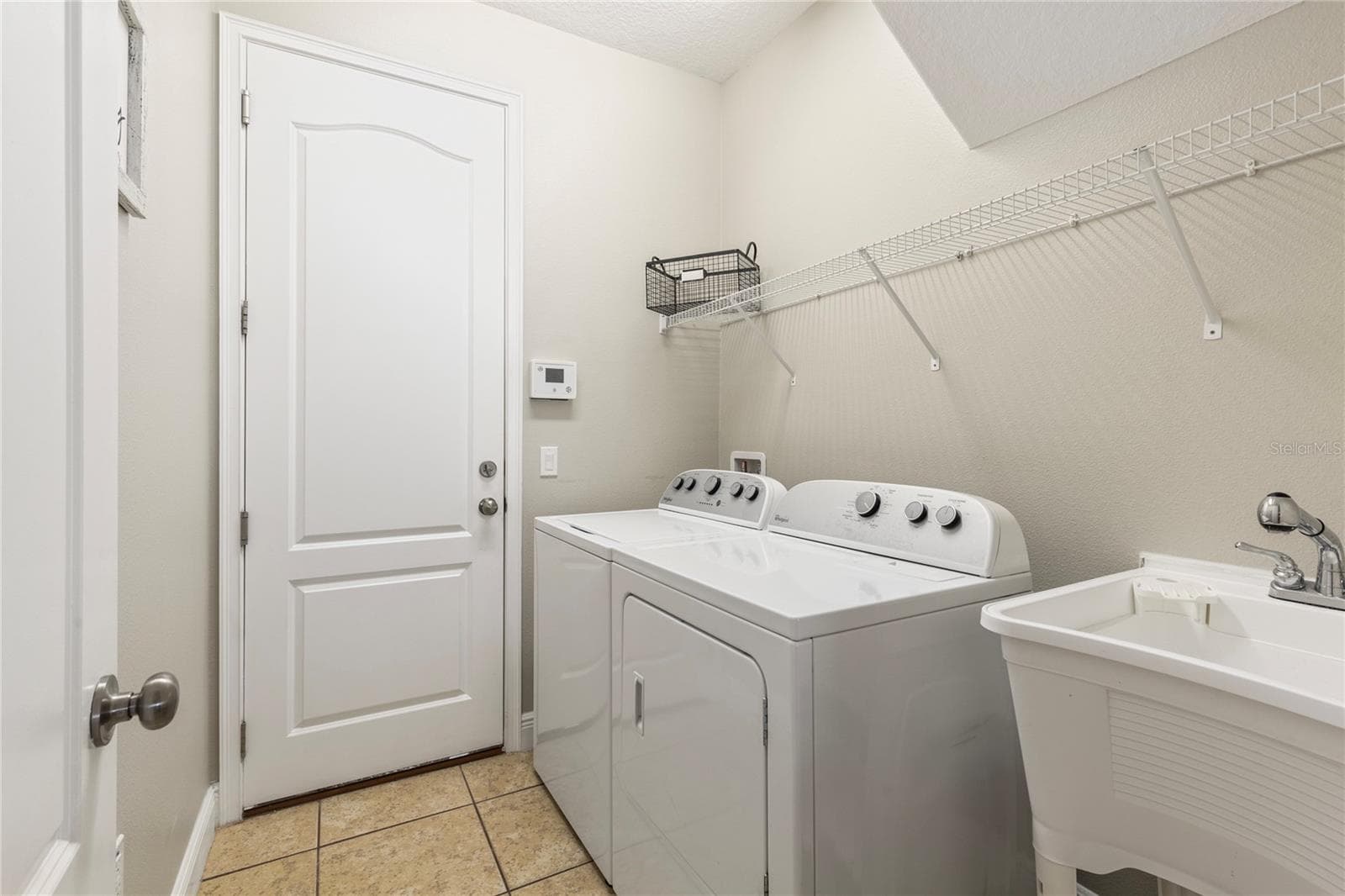 Single Family Residence at 11020 BRAHMAN RANCH CIR, RIVERVIEW, photo 18 of 43