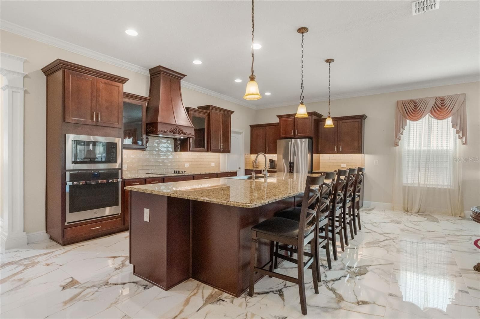 Single Family Residence at 10750 PETRILLO WAY, WINTER GARDEN, photo 4 of 43