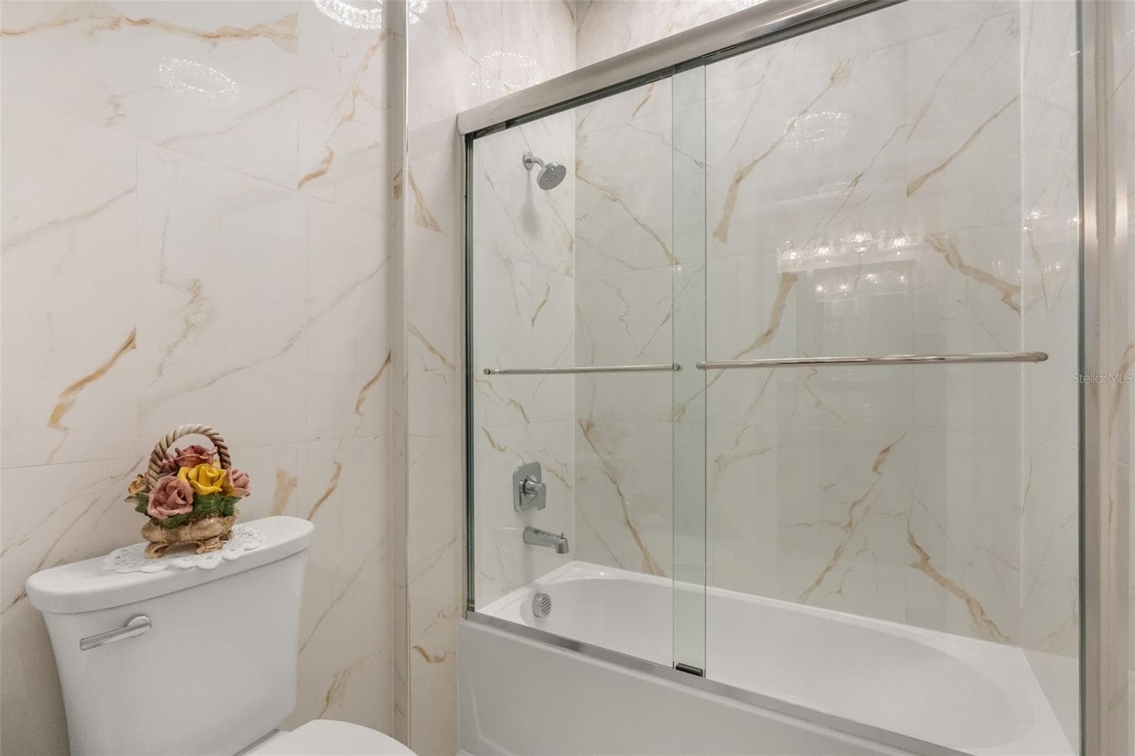 Jack-n-Jill Bathroom - 10750 PETRILLO WAY, WINTER GARDEN