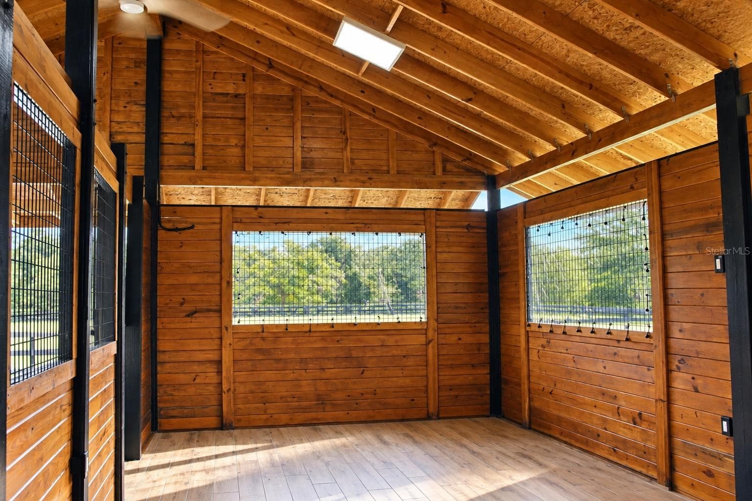 Modern Rustin Barn Interior with Mesh - 9865 SW 74TH AVE, OCALA