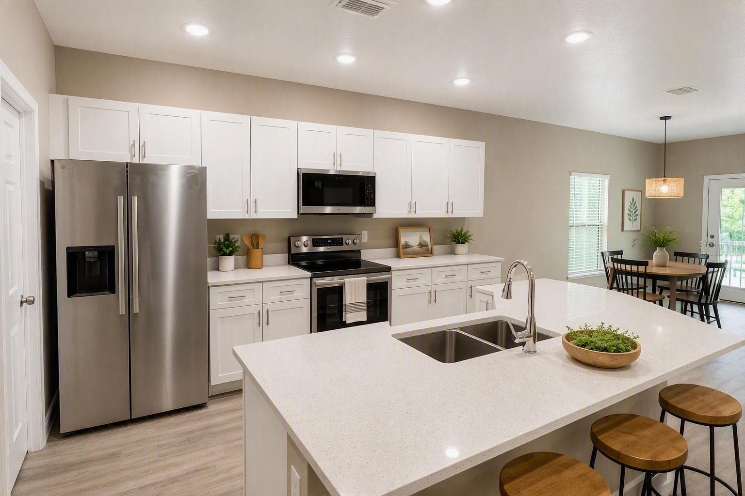 Virtually Staged - 1214 CRESCENT ST, SANFORD