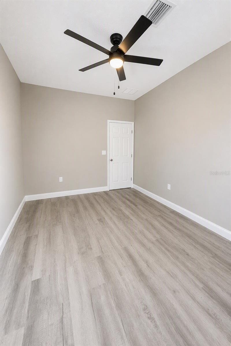 Single Family Residence at 1214 CRESCENT ST, SANFORD, photo 26 of 42