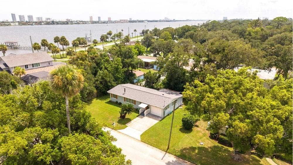 Single Family Residence at 38 MCALISTER DR, ORMOND BEACH, photo 26 of 36