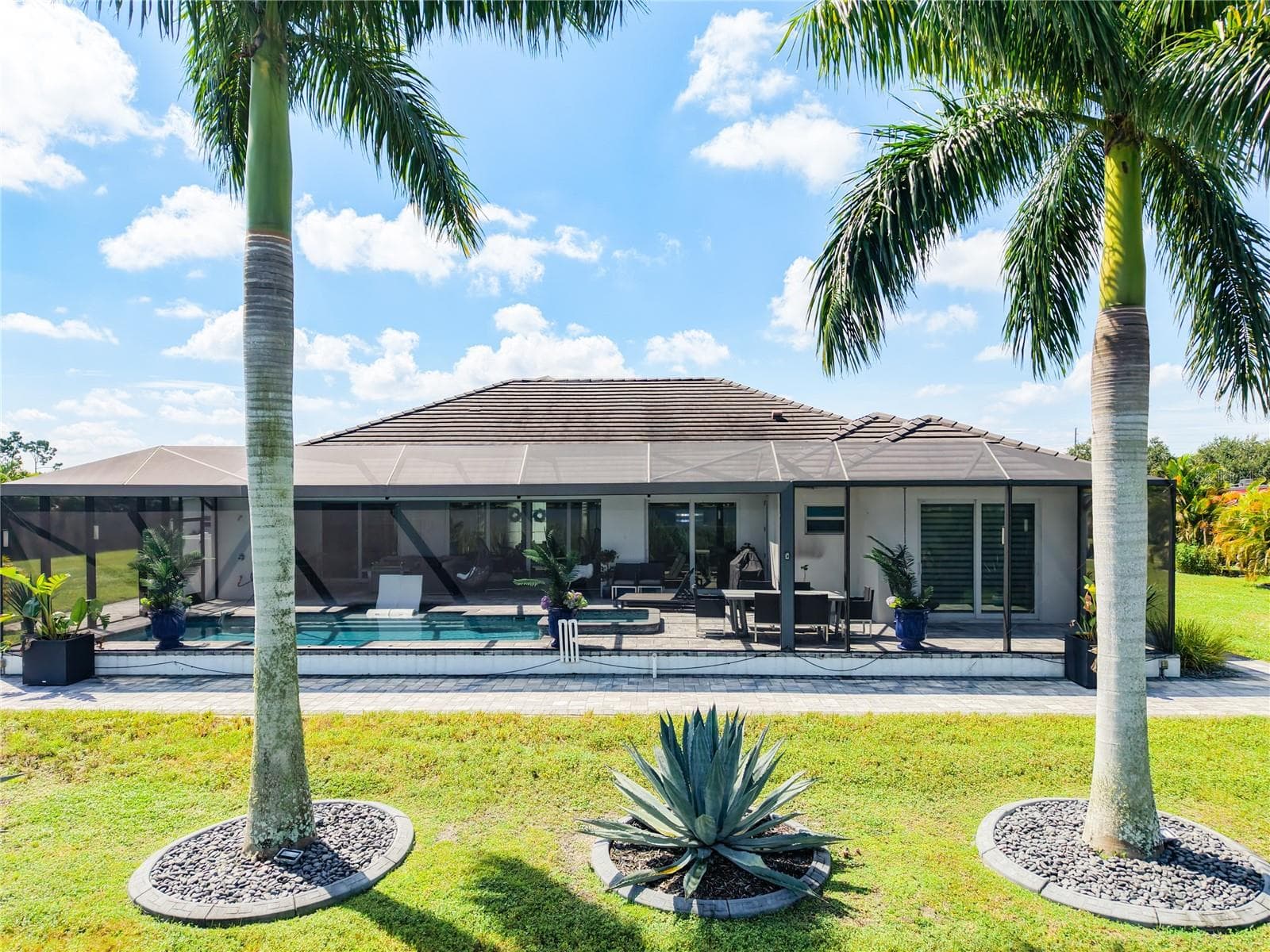 Single Family Residence at 2930 SCENIC VIEW DR, PUNTA GORDA, photo 51 of 70
