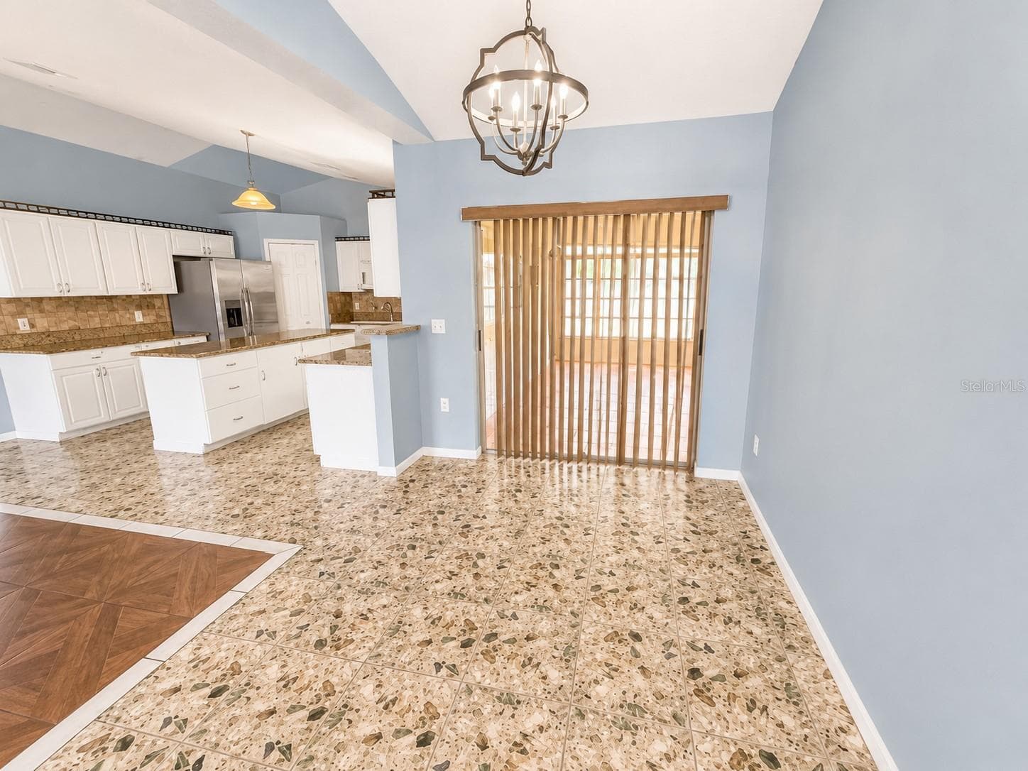Single Family Residence at 309 ALEGRIANO CT, KISSIMMEE, photo 5 of 16