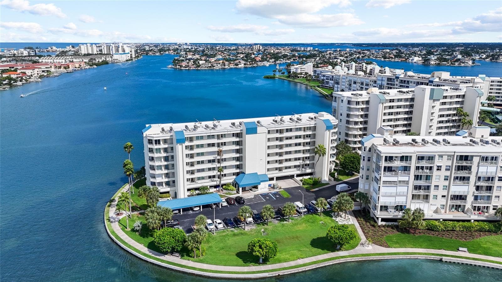 7922 SAILBOAT KEY BLVD S #206