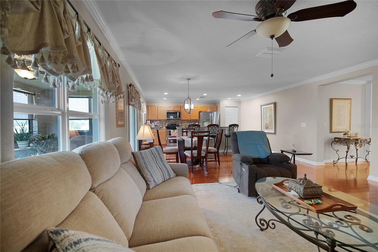 Single Family Residence at 2388 YELLOW GRASS CT, APOPKA, photo 19 of 36
