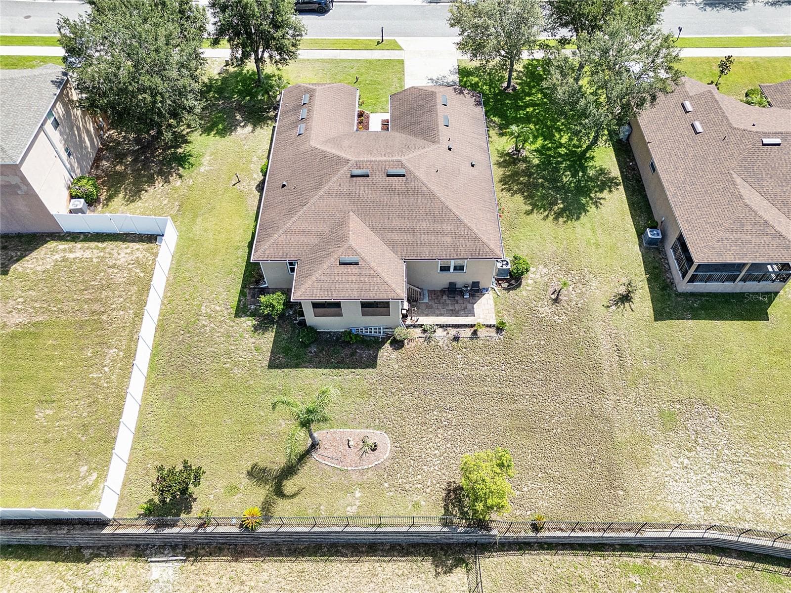 Single Family Residence at 2388 YELLOW GRASS CT, APOPKA, photo 6 of 36
