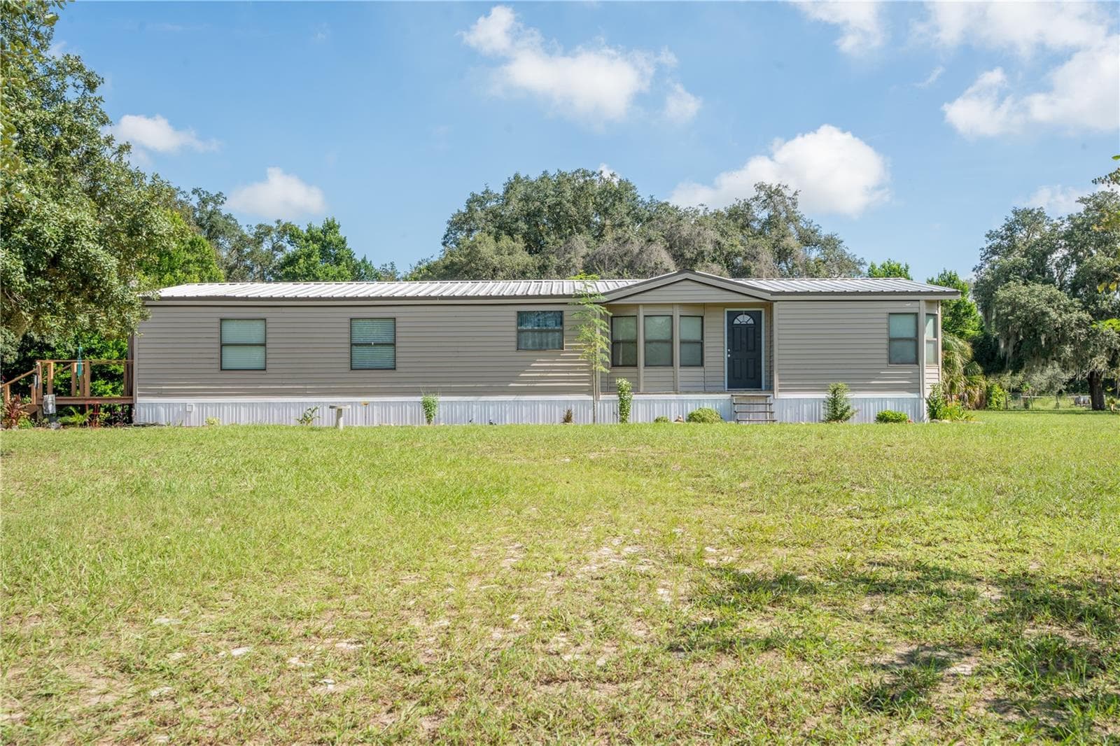 2242 FOX RUN LN