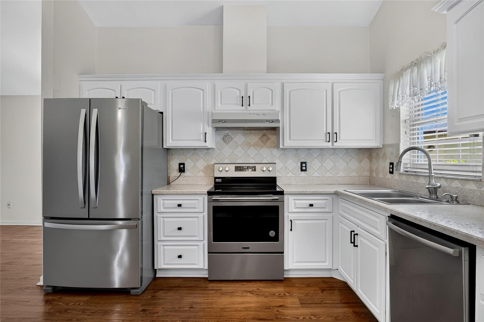 Single Family Residence at 4597 BARNACLE DR, PORT ORANGE, photo 3 of 45
