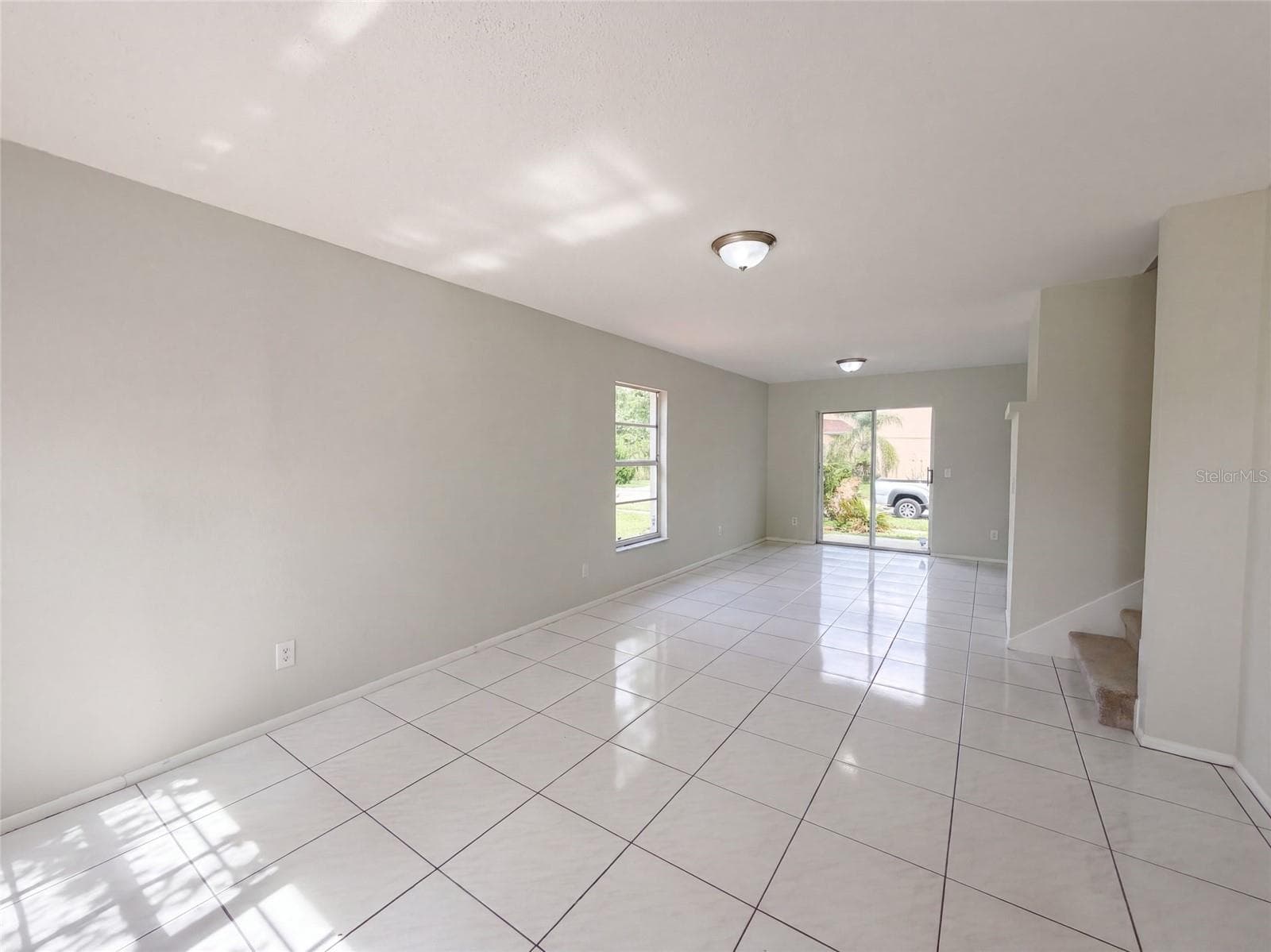 Single Family Residence at 1611 CALLIE CT, APOPKA, photo 3 of 20
