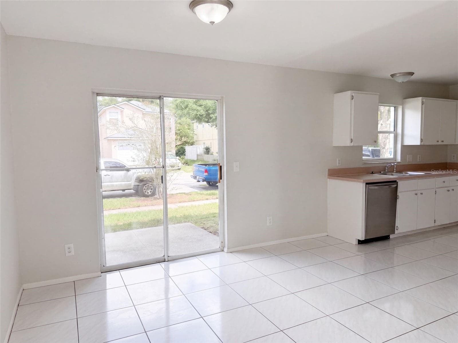 Single Family Residence at 1611 CALLIE CT, APOPKA, photo 8 of 20
