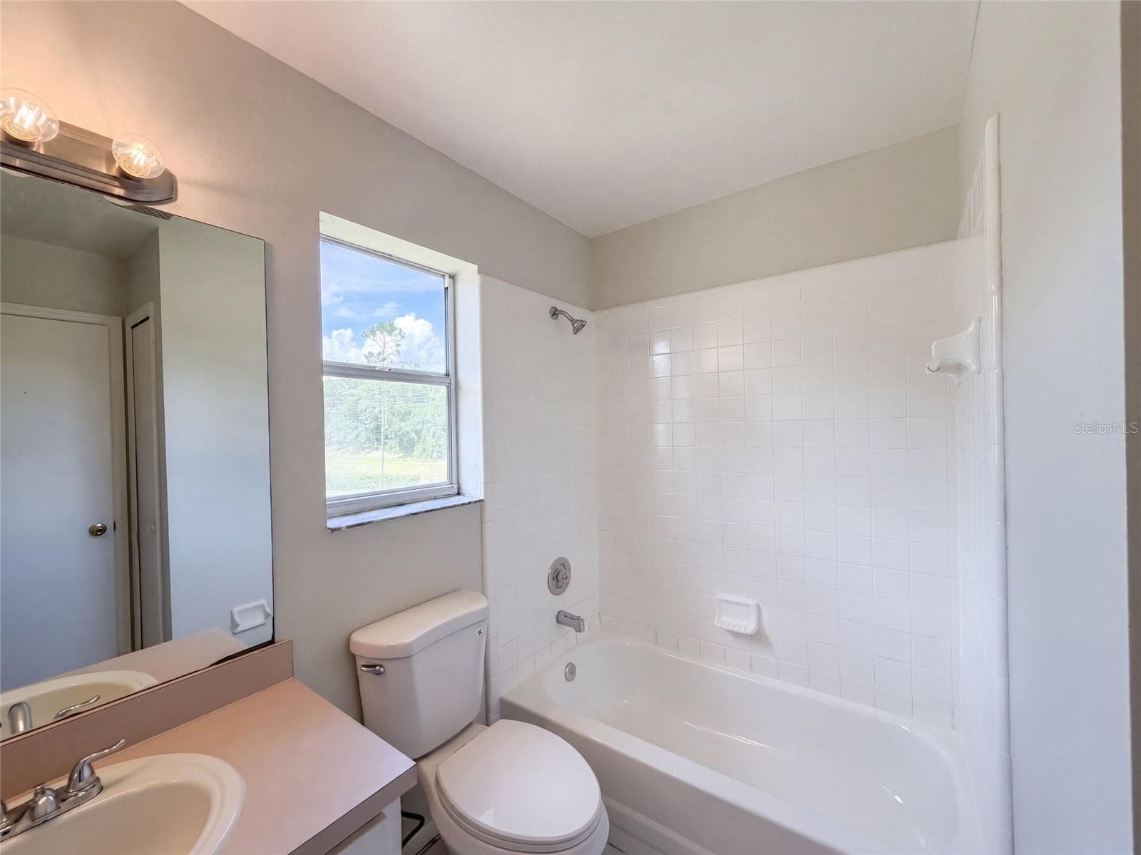 Single Family Residence at 1611 CALLIE CT, APOPKA, photo 13 of 20