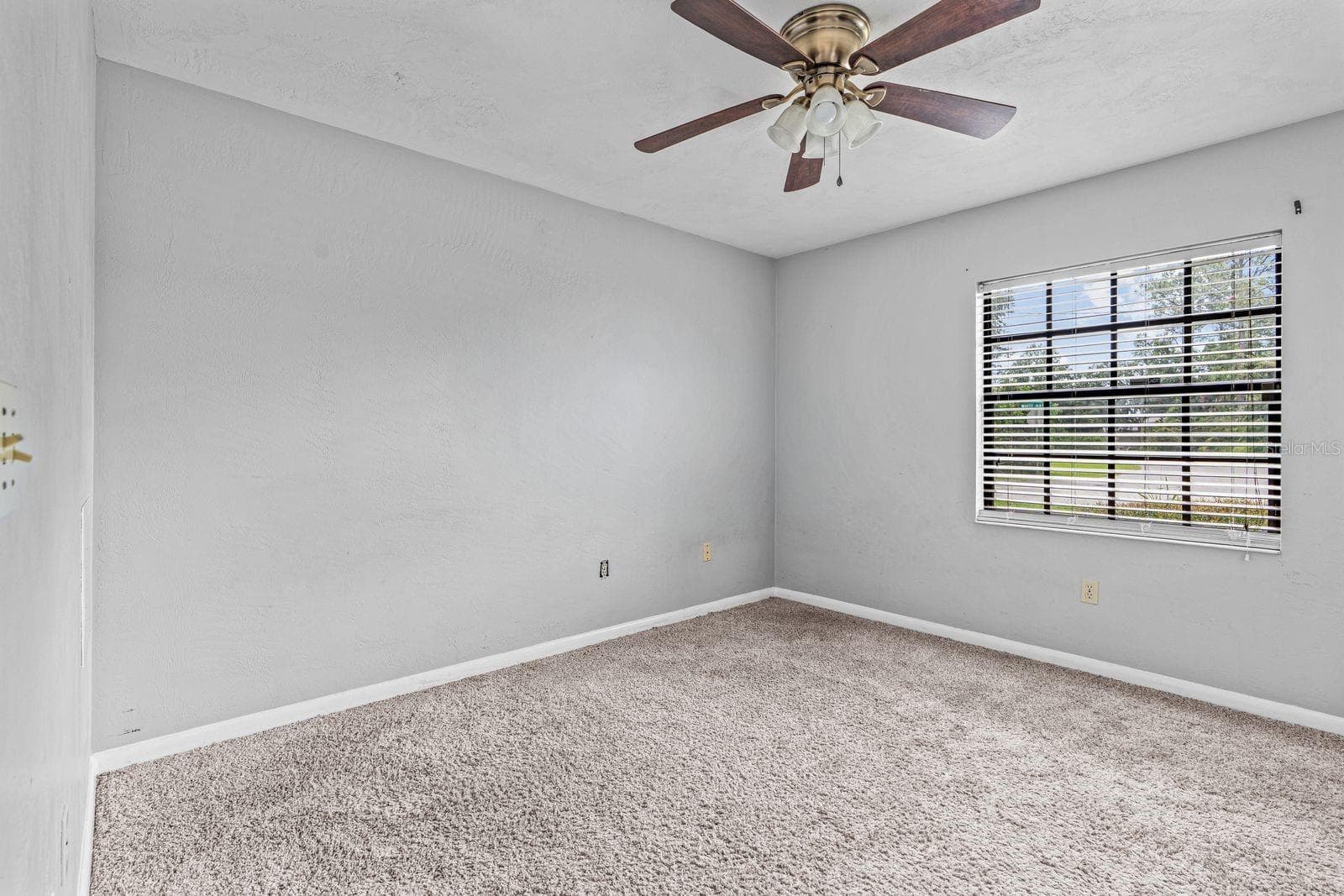 bedroom 2 - 54 WHITE HALL DR, PALM COAST