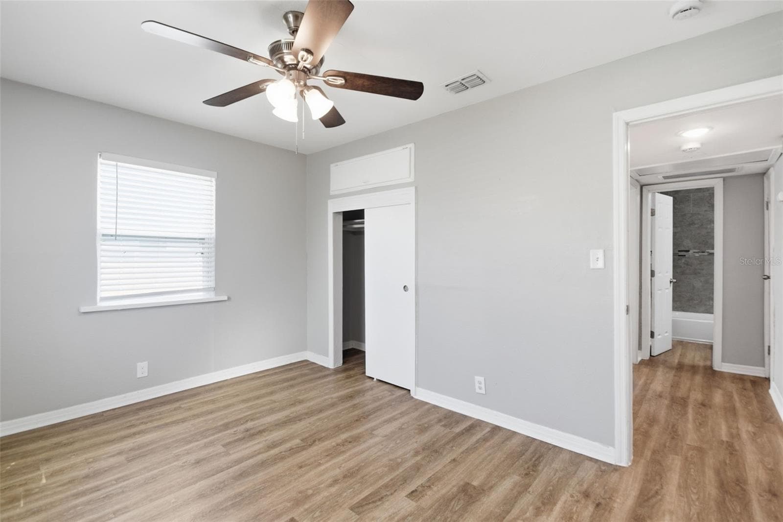 Single Family Residence at 833 61ST AVE NE, ST PETERSBURG, photo 25 of 42
