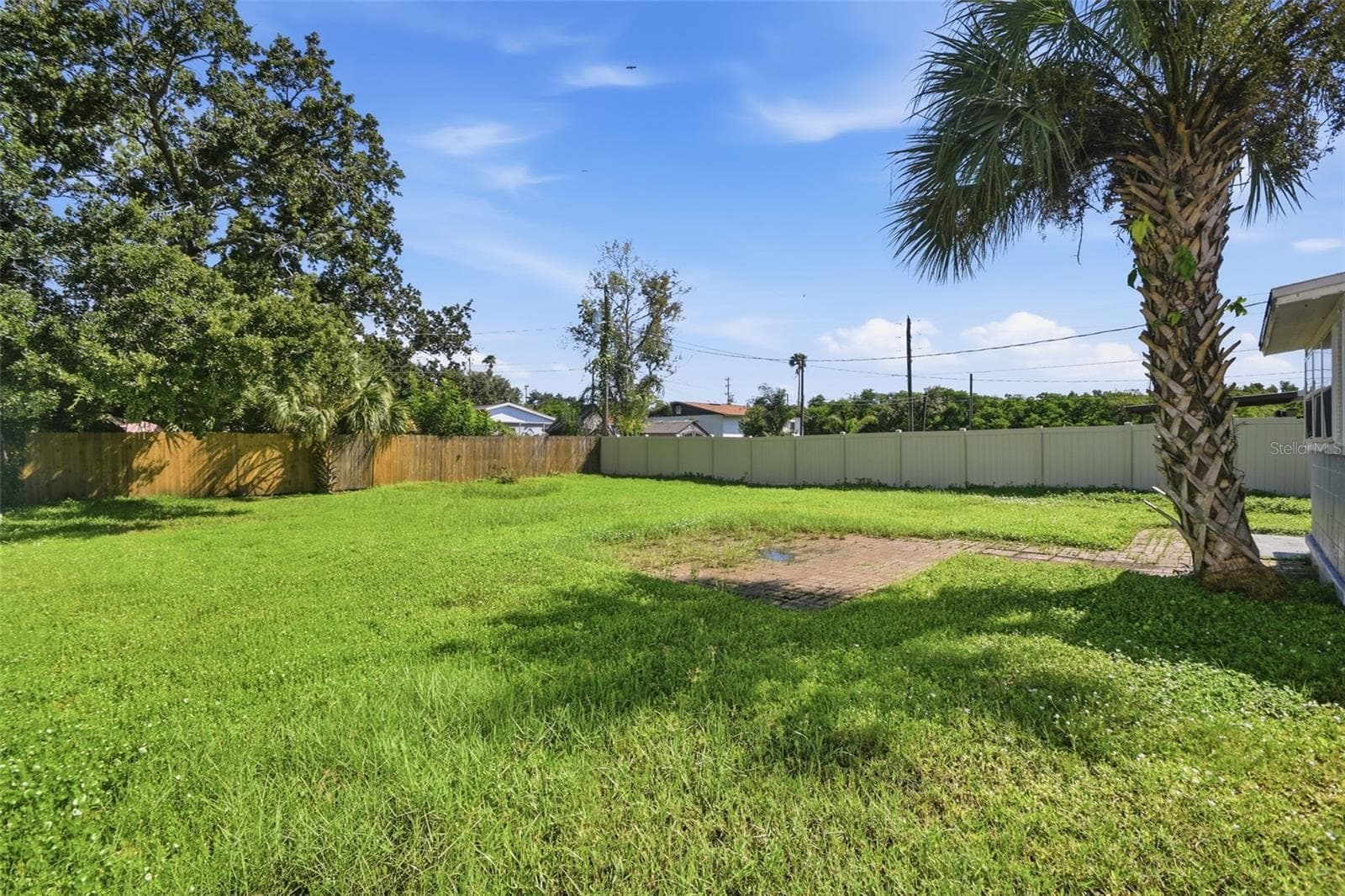 Single Family Residence at 833 61ST AVE NE, ST PETERSBURG, photo 37 of 42