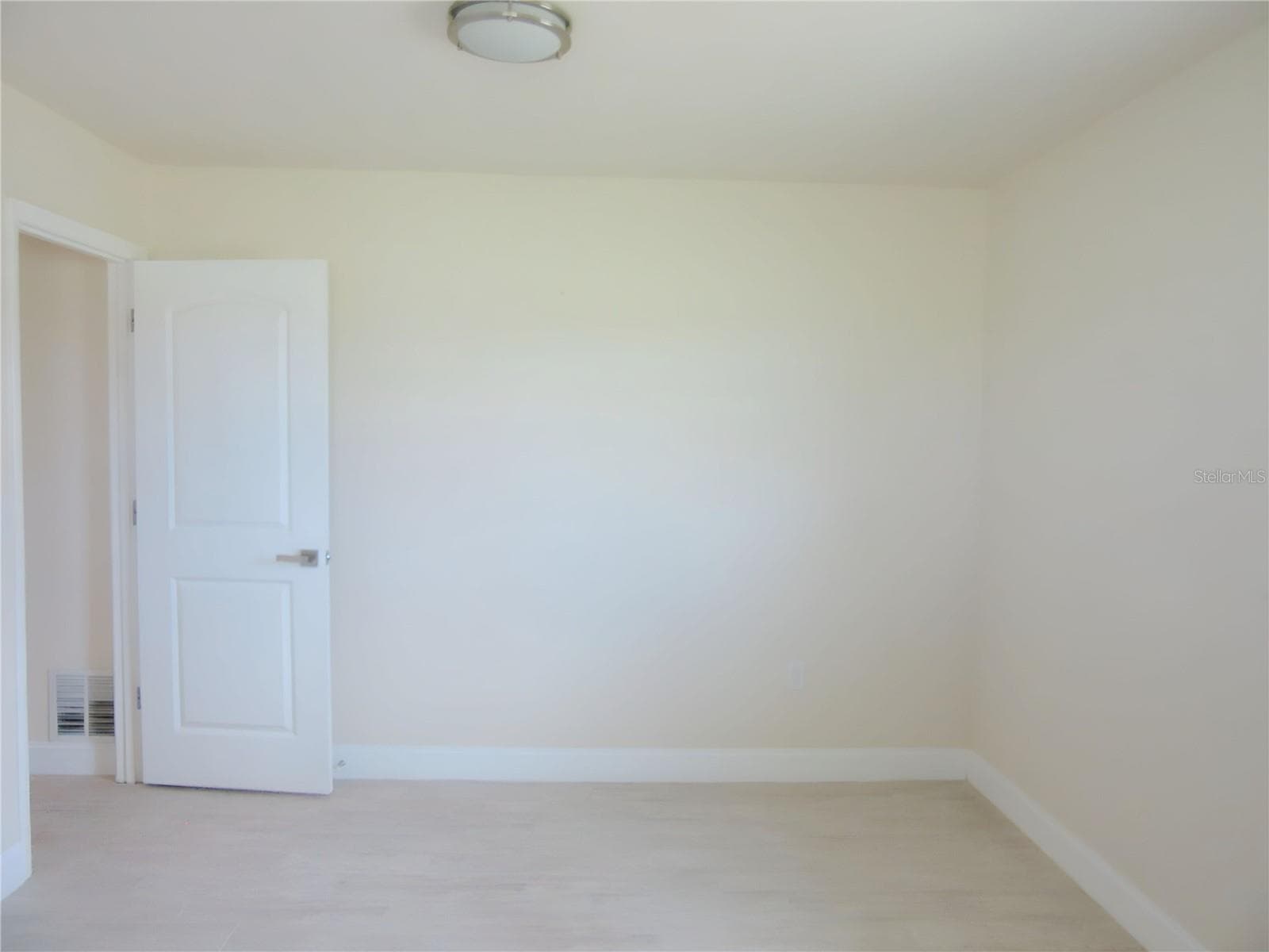 Single Family Residence at 66 OAKLAND HILLS CT, ROTONDA WEST, photo 23 of 29
