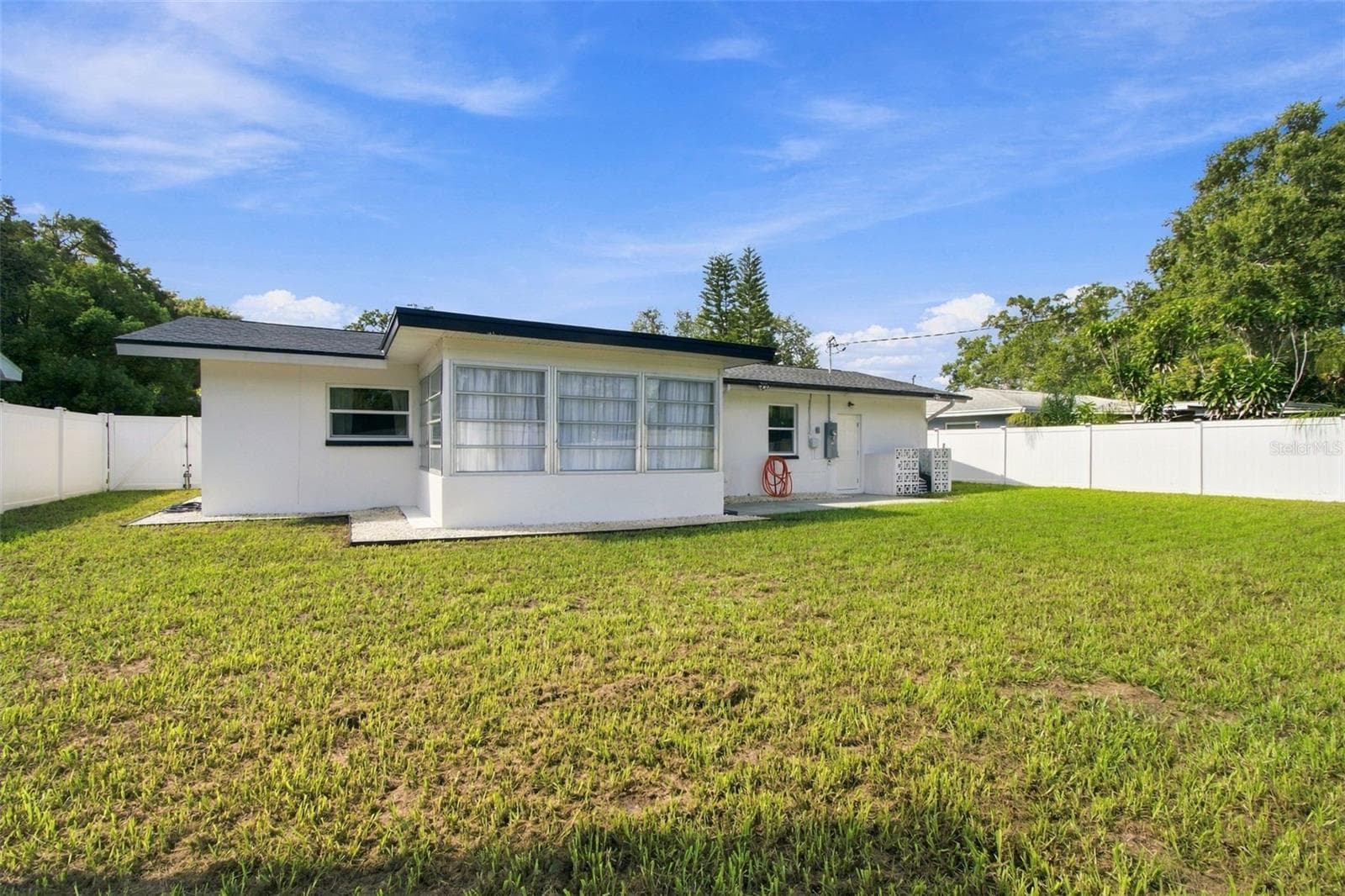 Single Family Residence at 936 LYNDHURST ST, DUNEDIN, photo 55 of 72