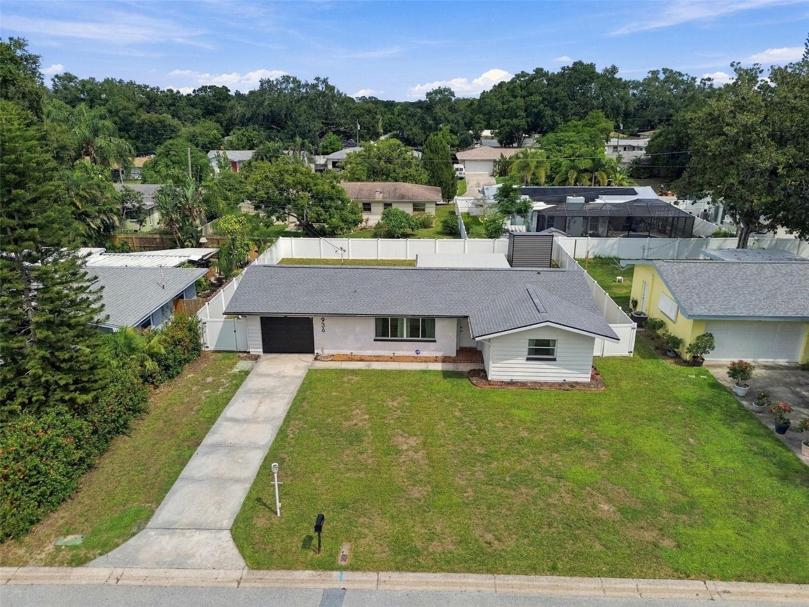 Single Family Residence at 936 LYNDHURST ST, DUNEDIN, photo 59 of 72