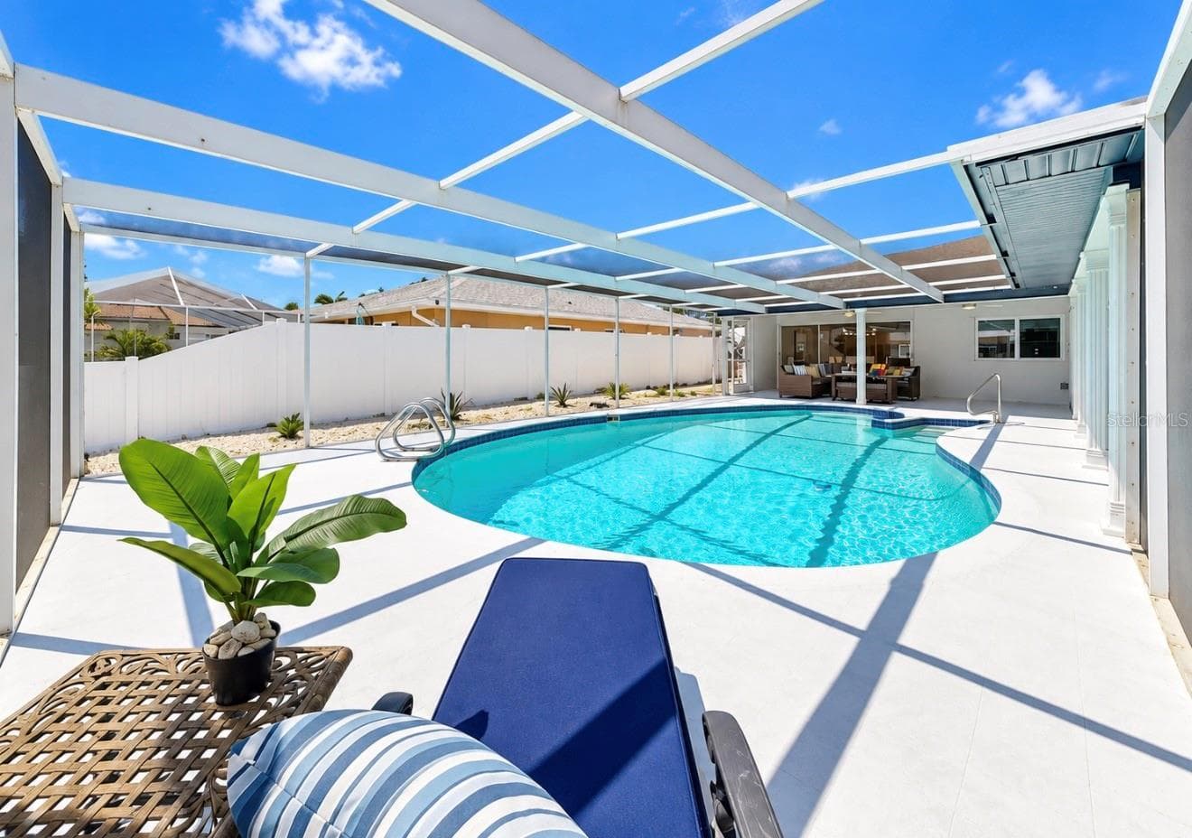 Single Family Residence at 6315 WISTERIA LN, APOLLO BEACH, photo 5 of 65
