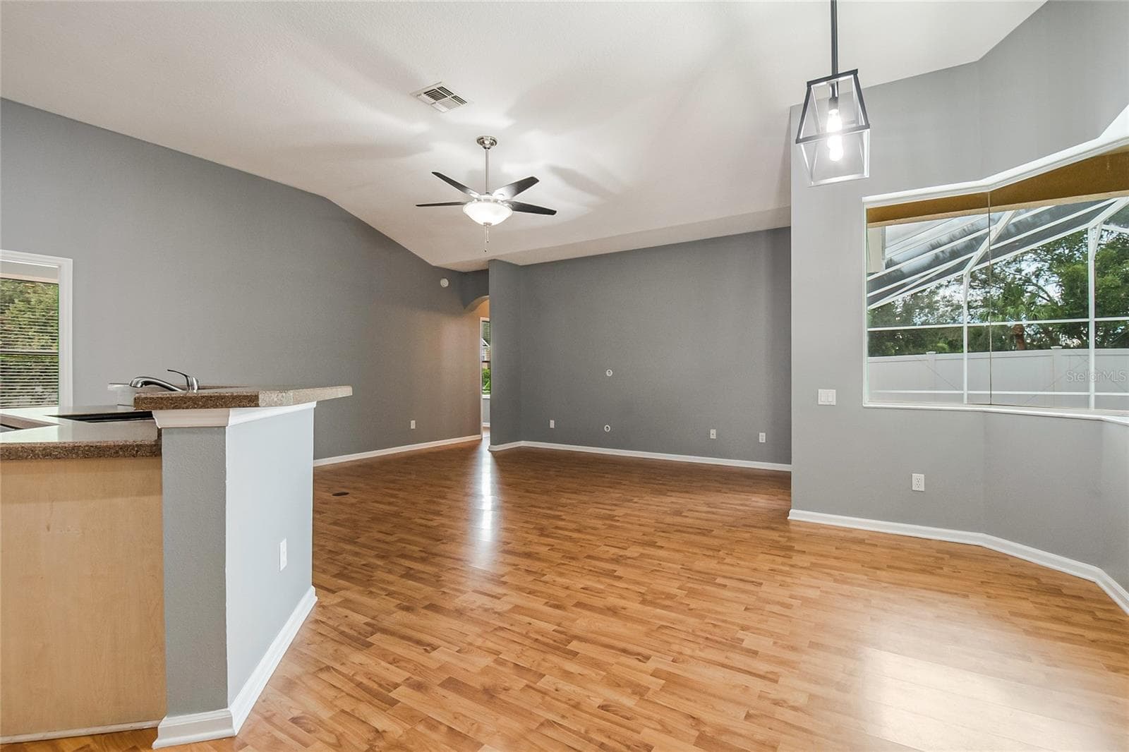 Family Room and Kitchen Combo - 116 OAK GROVE CIR, LAKE MARY